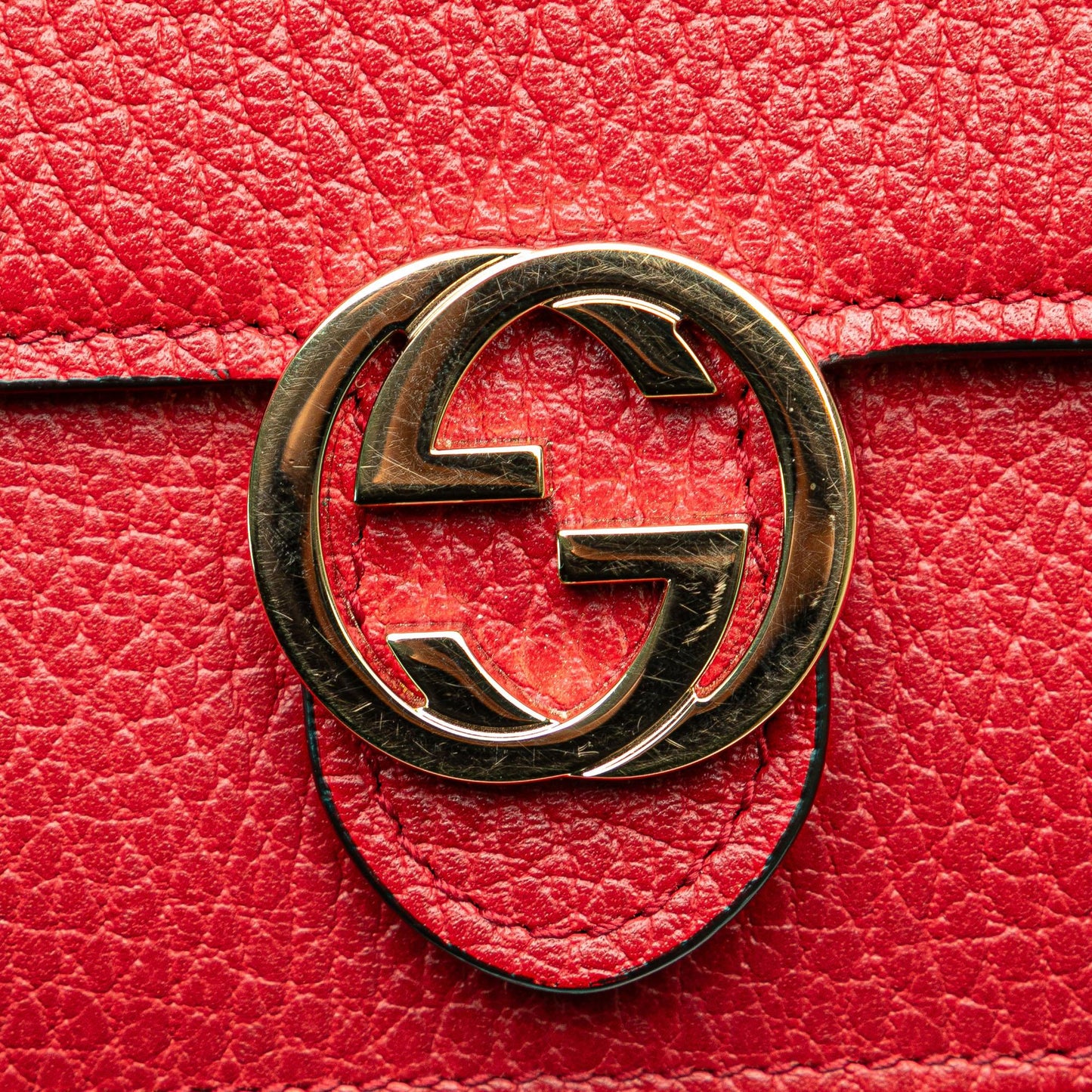 Gucci Leather Interlocking G Dollar Wallet on Chain