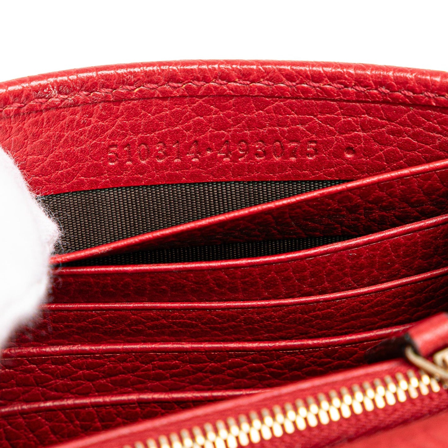 Gucci Leather Interlocking G Dollar Wallet on Chain