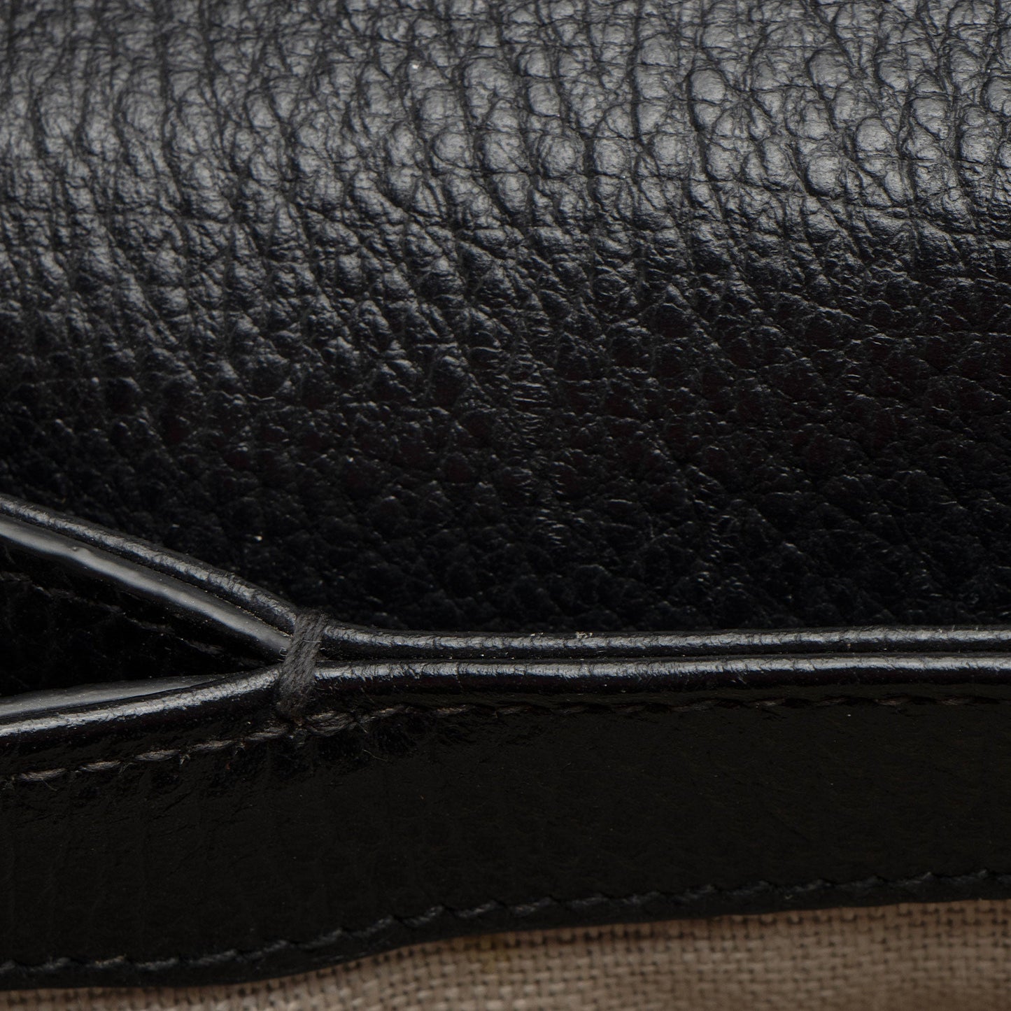 Gucci Leather Interlocking G Small Top Handle (SHF-WY9c47)