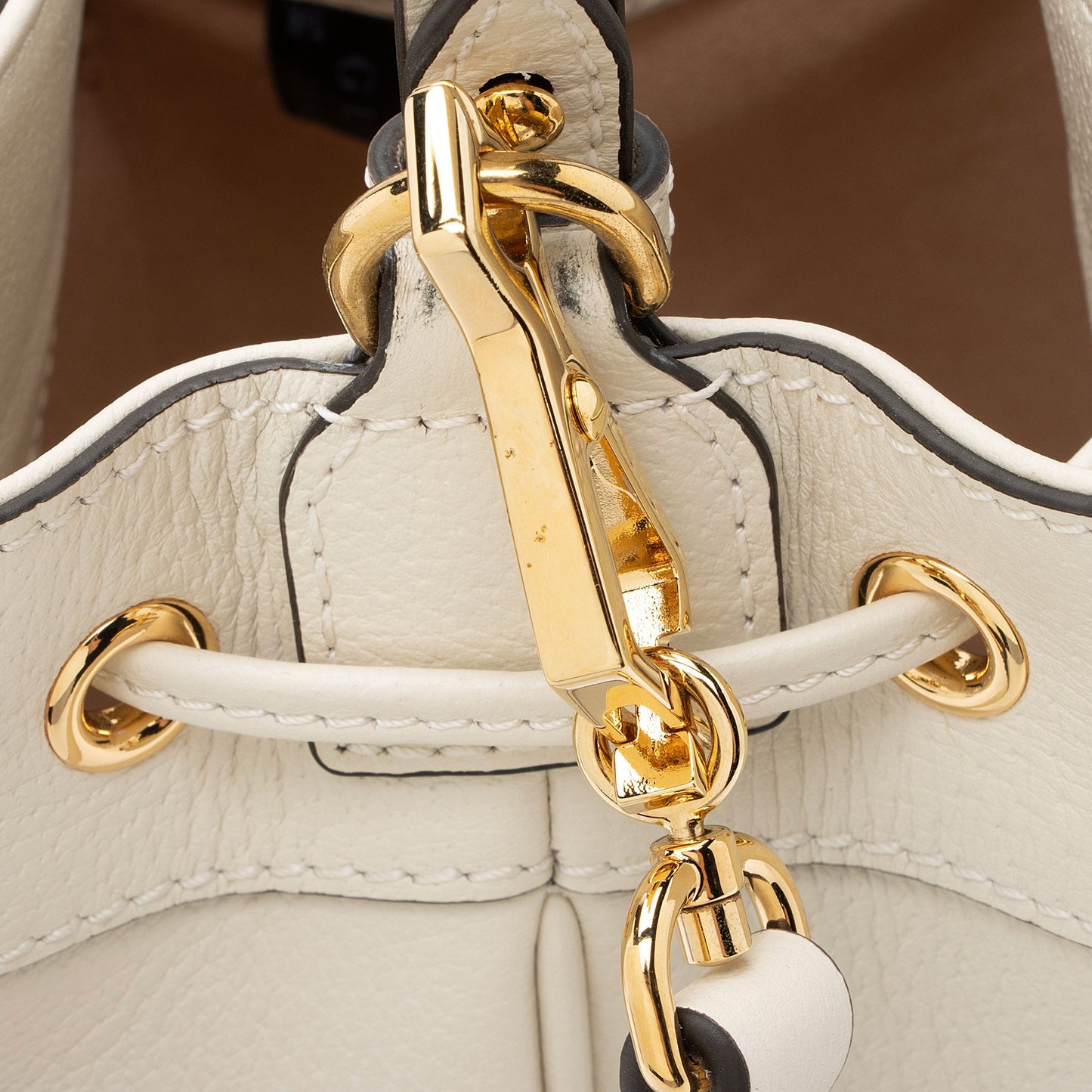 Gucci Leather Ophidia Small Bucket Bag (SHF-r8Bhtv)