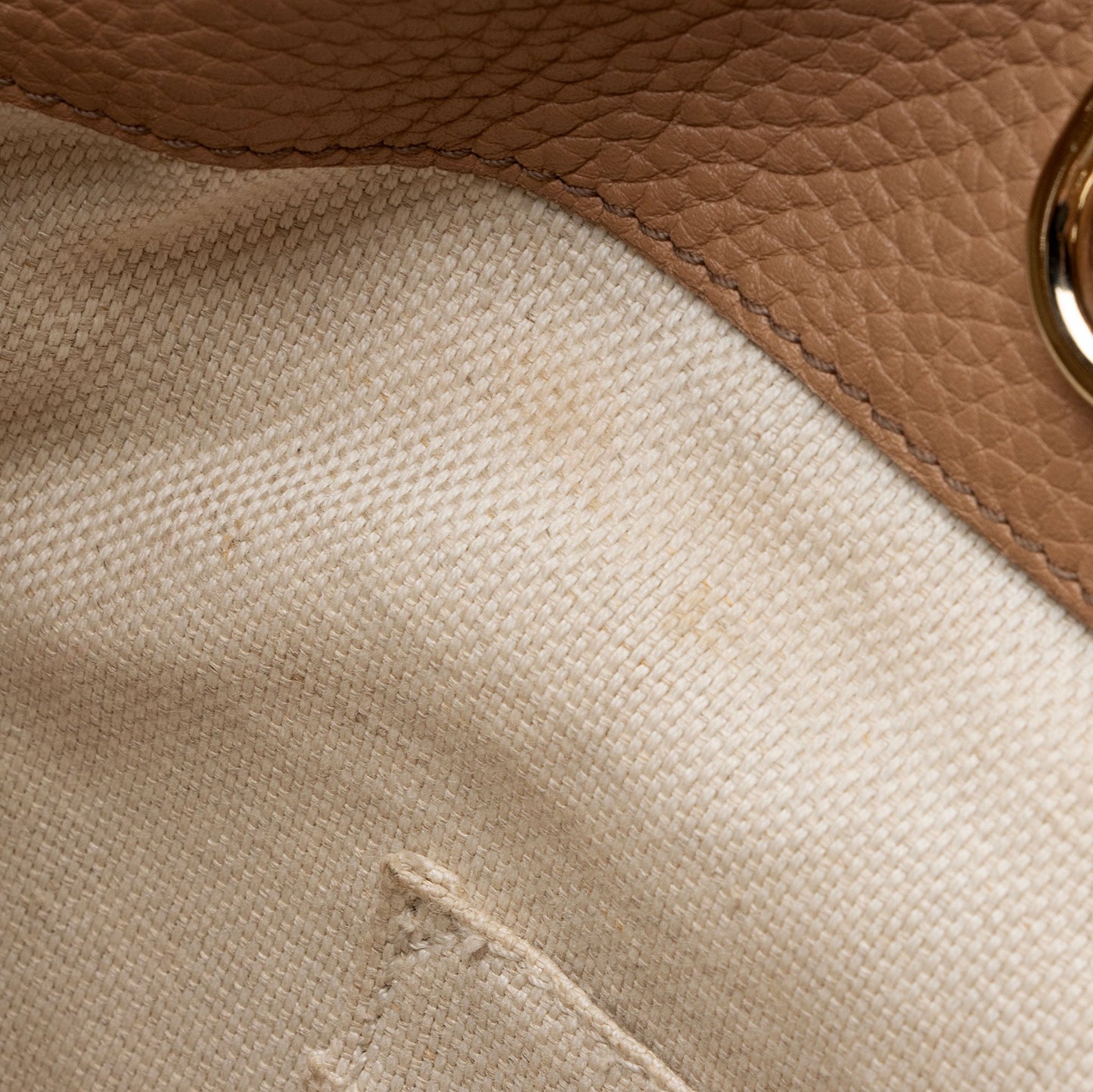 Gucci Leather Soho Medium Shoulder Bag (SHF-xrjV3r)