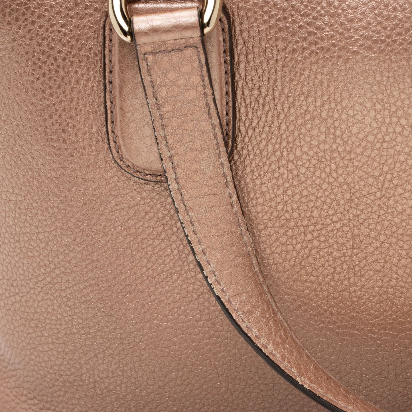 Gucci Metallic Leather Soho Top Handle (SHF-Uec4UG)