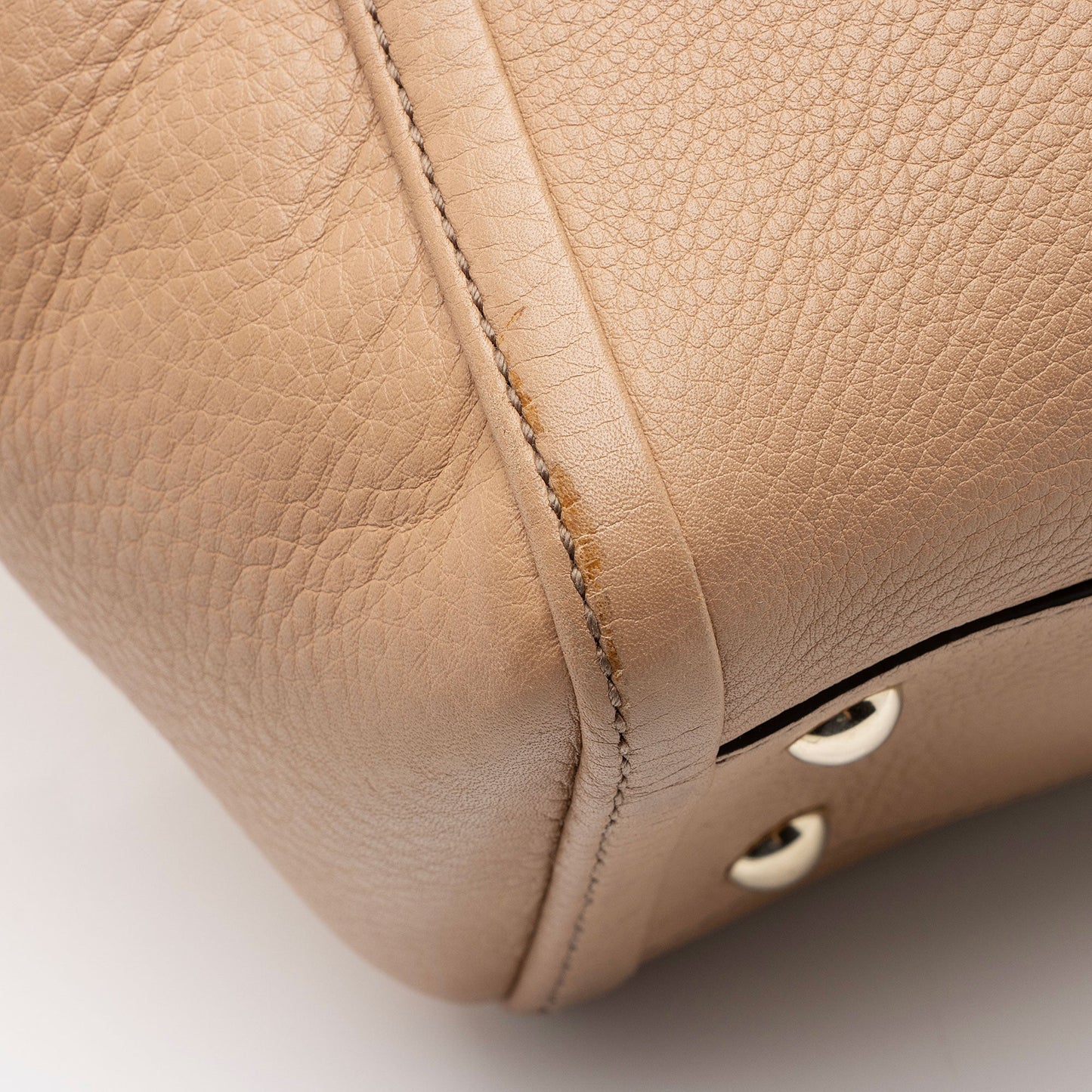 Gucci Leather Soho Top Handle Tote (SHF-eGmC43)
