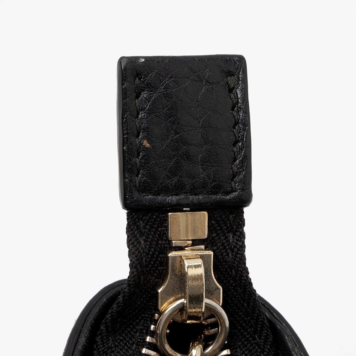 Gucci Leather Soho Top Handle (SHF-LCyvXT)