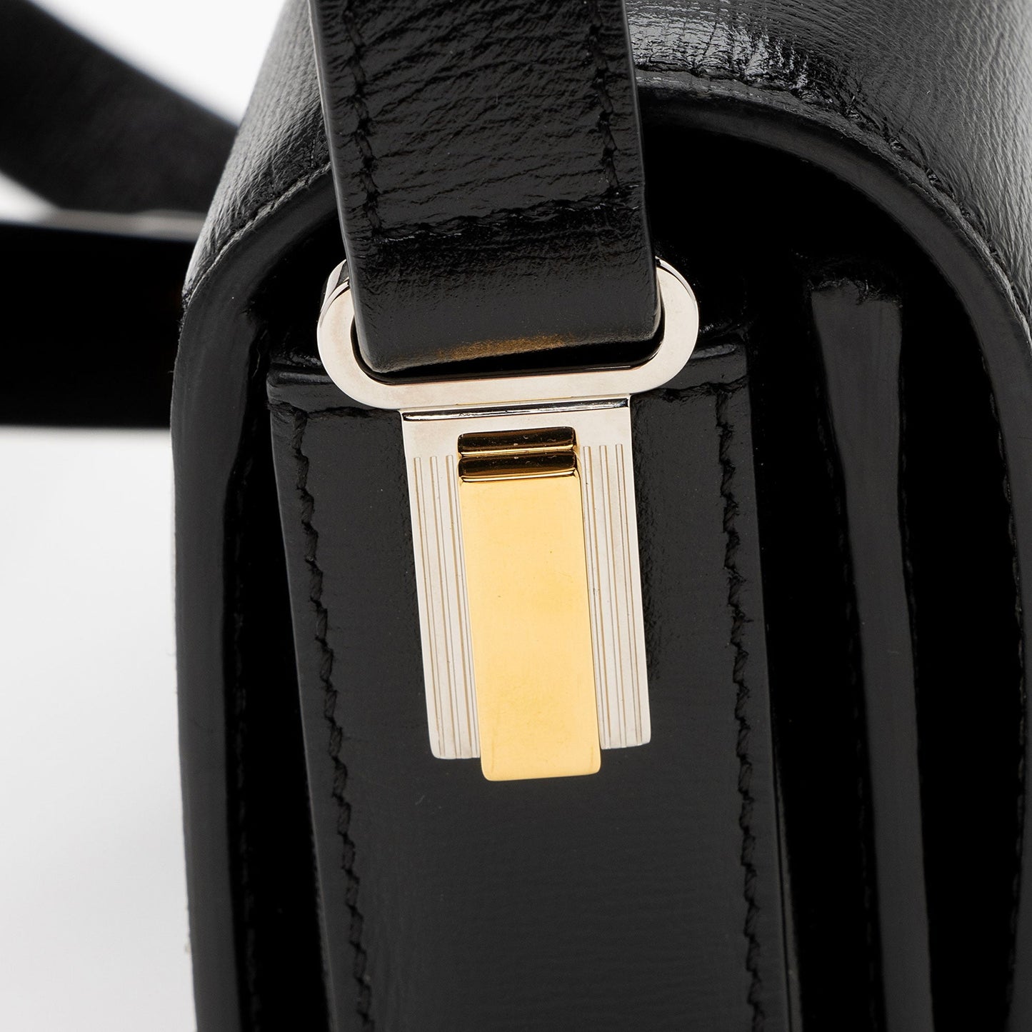 Gucci Leather Sylvie 1969 Small Shoulder Bag (SHF-Dygrqc)
