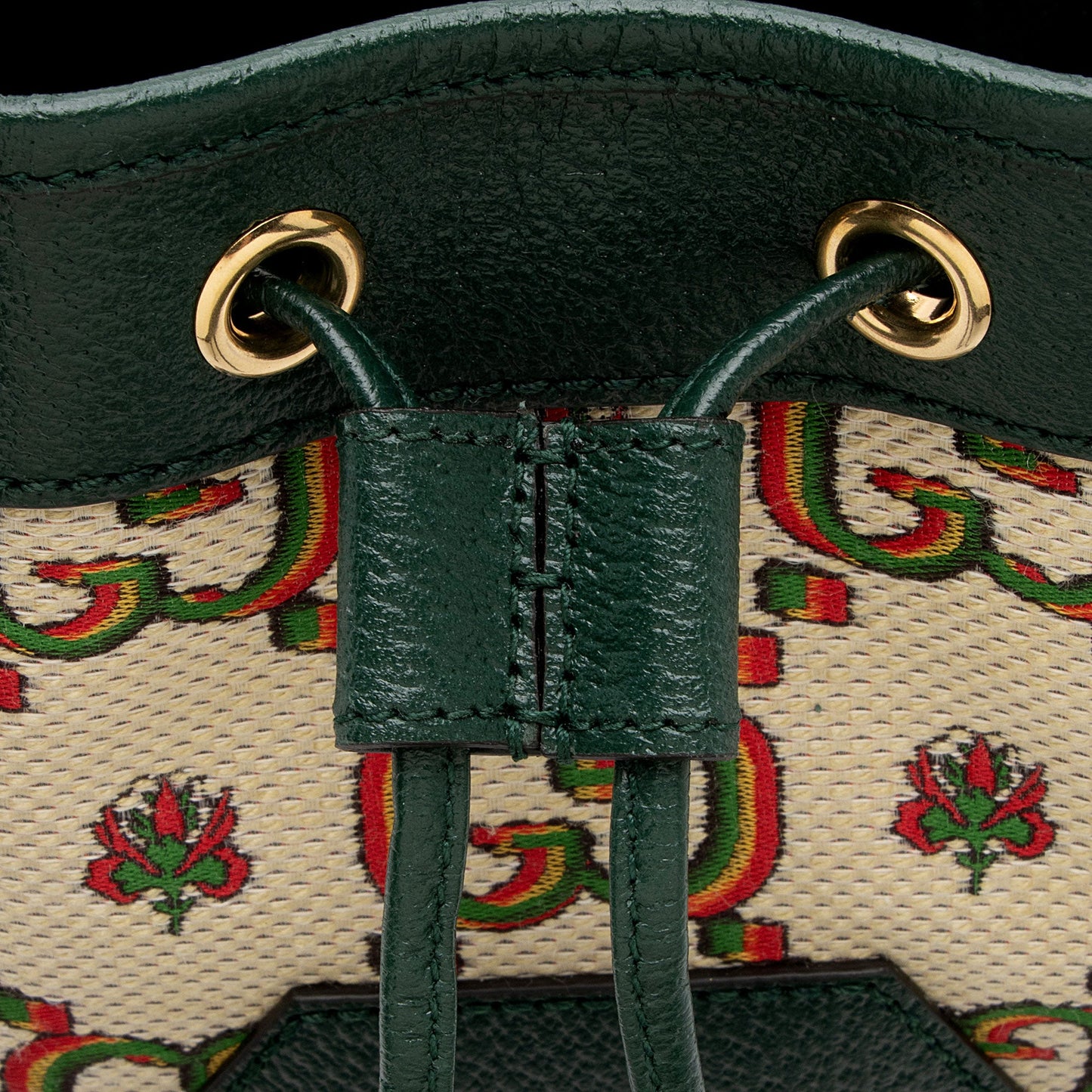 Gucci Limited Edition GG Canvas 100 Bucket Bag (SHF-x2mTZd)