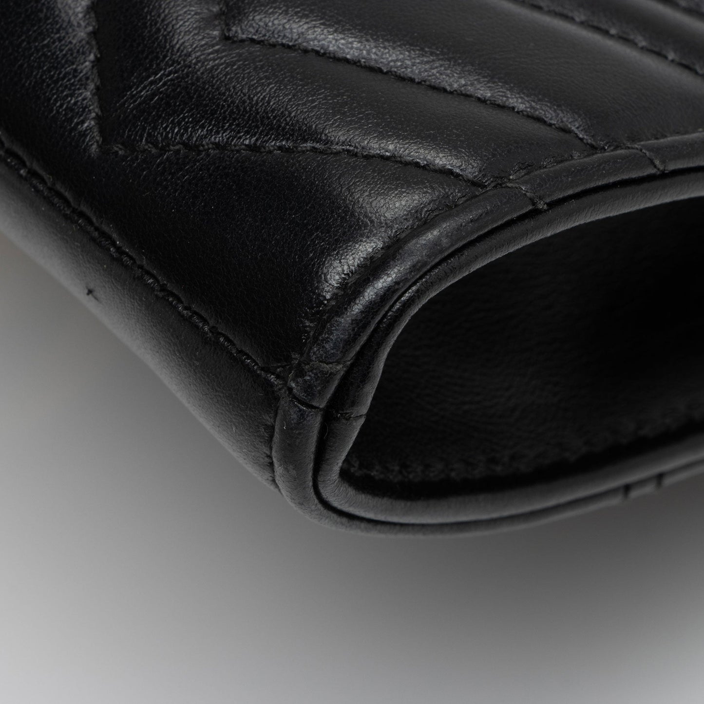 Gucci Matelasse Leather GG Marmont Clutch (SHF-v89K6D)