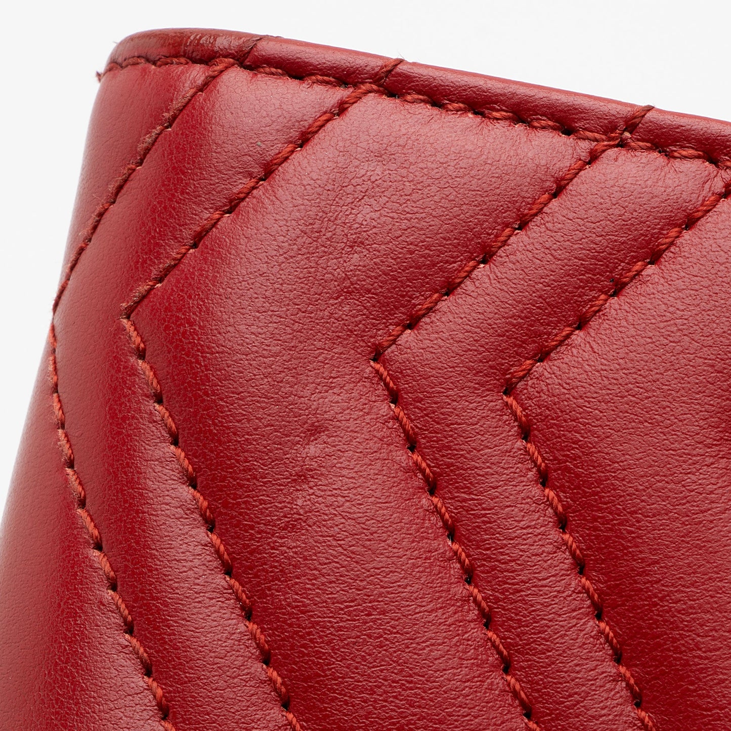 Gucci Matelasse Leather GG Marmont Compact Wallet