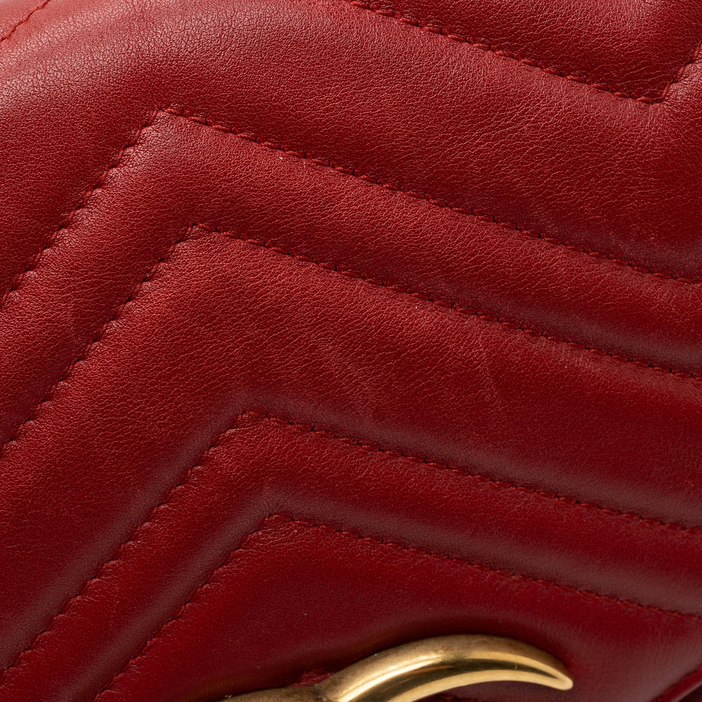 Gucci Matelasse Leather GG Marmont Medium Flap Bag (SHF-nwt9t4)