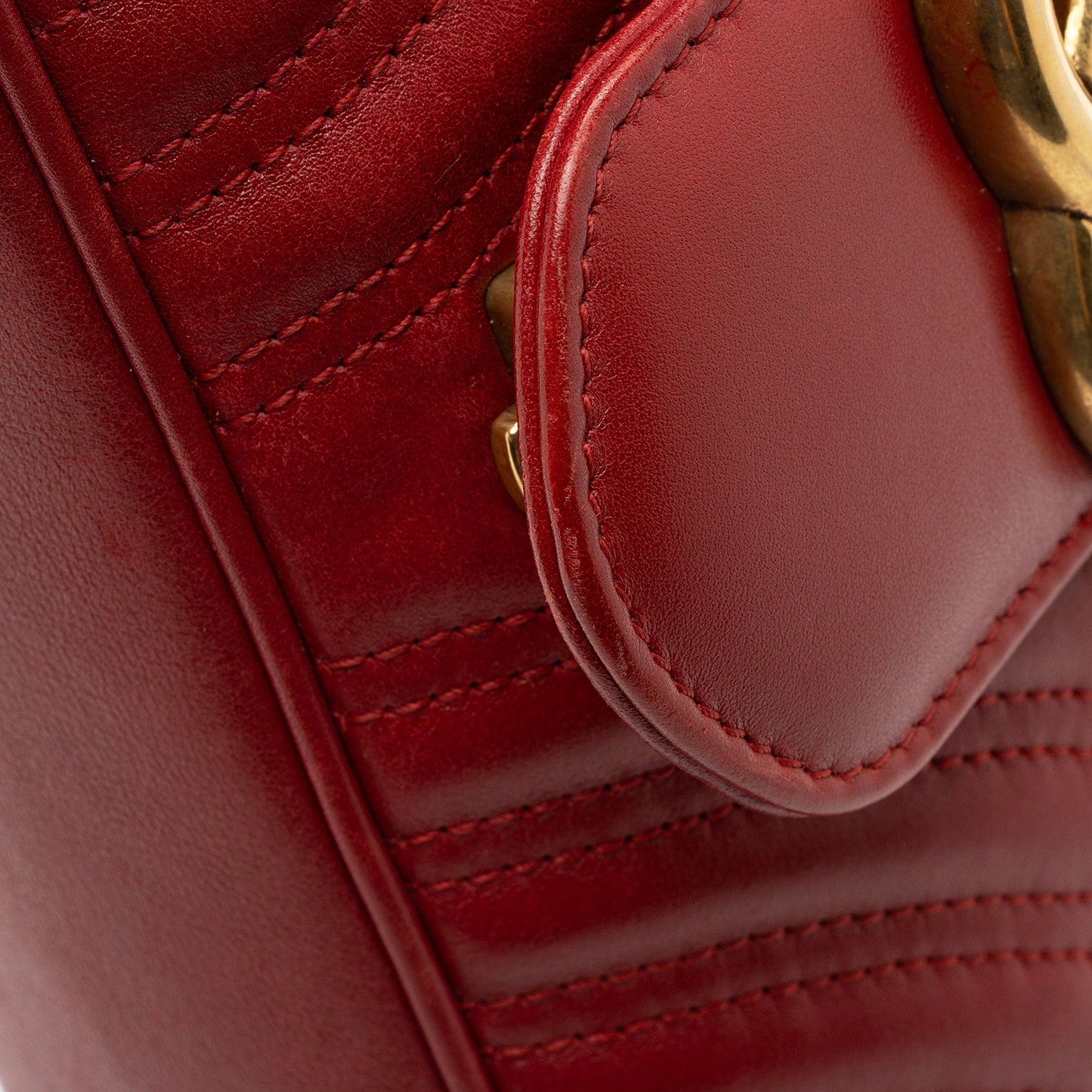 Gucci Matelasse Leather GG Marmont Medium Flap Bag (SHF-nwt9t4)