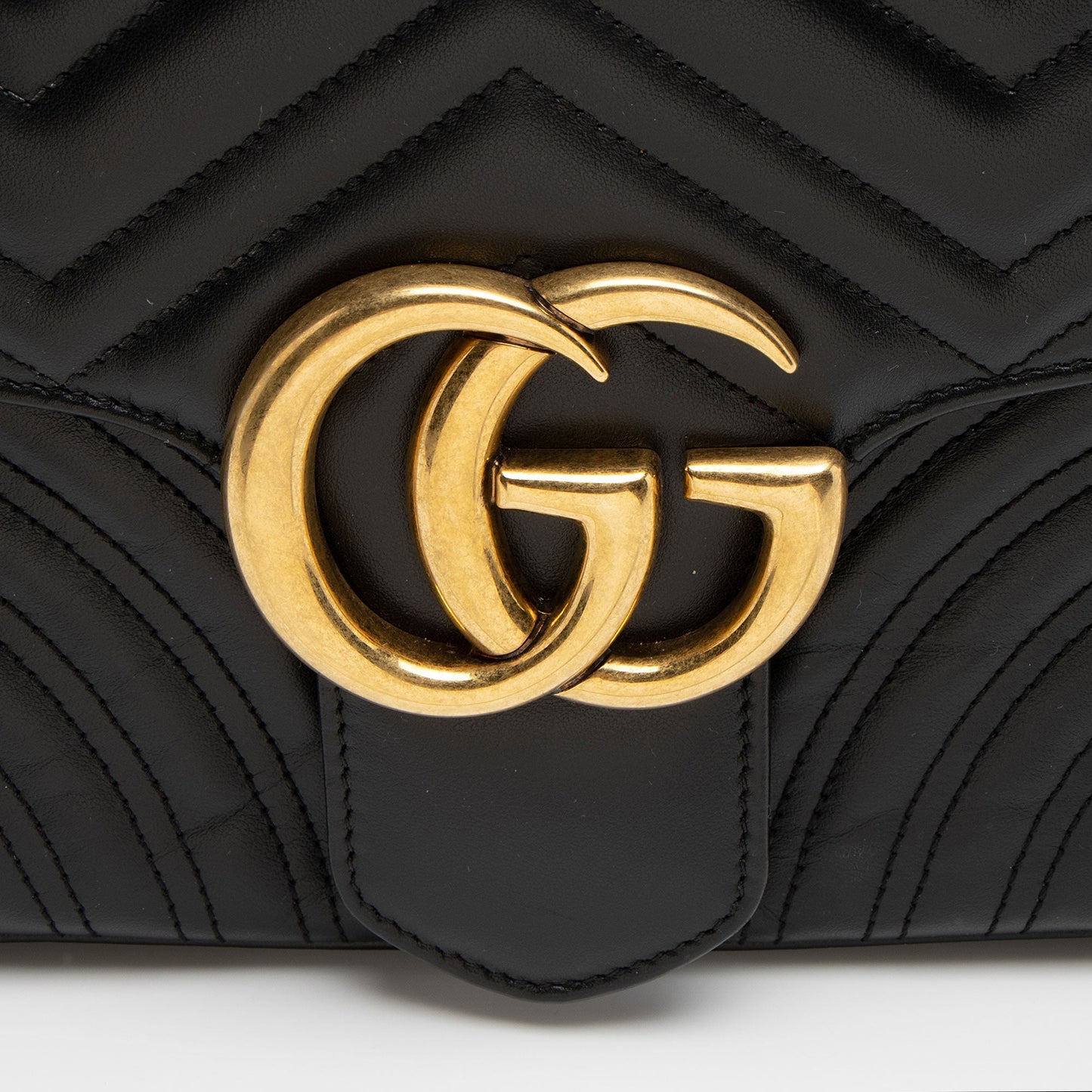 Gucci Matelasse Leather GG Marmont Medium Flap Bag (SHF-Xorpjv)