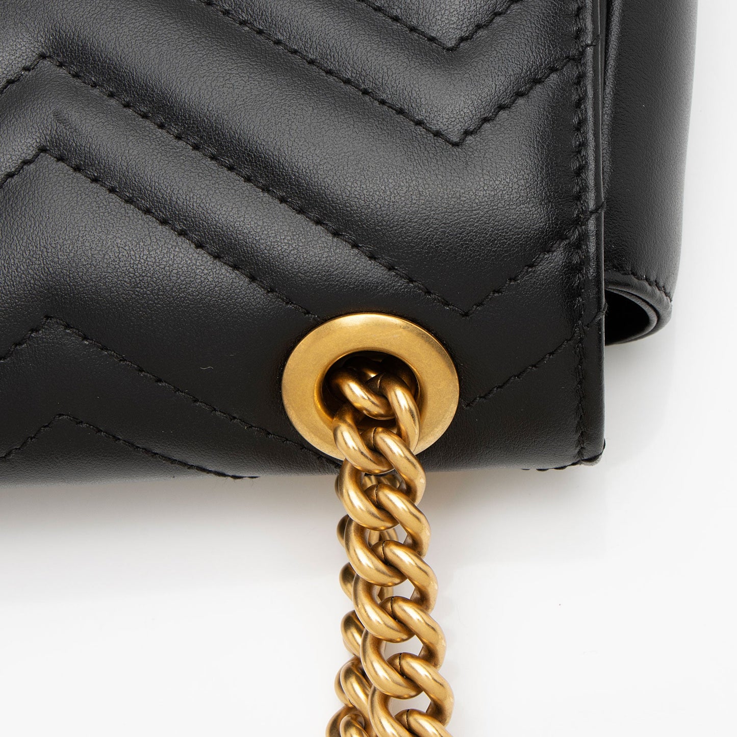 Gucci Matelasse Leather GG Marmont Medium Flap Bag (SHF-Xorpjv)