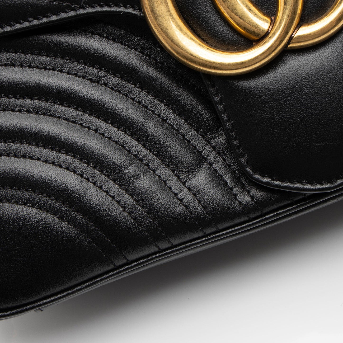 Gucci Matelasse Leather GG Marmont Medium Flap Bag (SHF-Xorpjv)