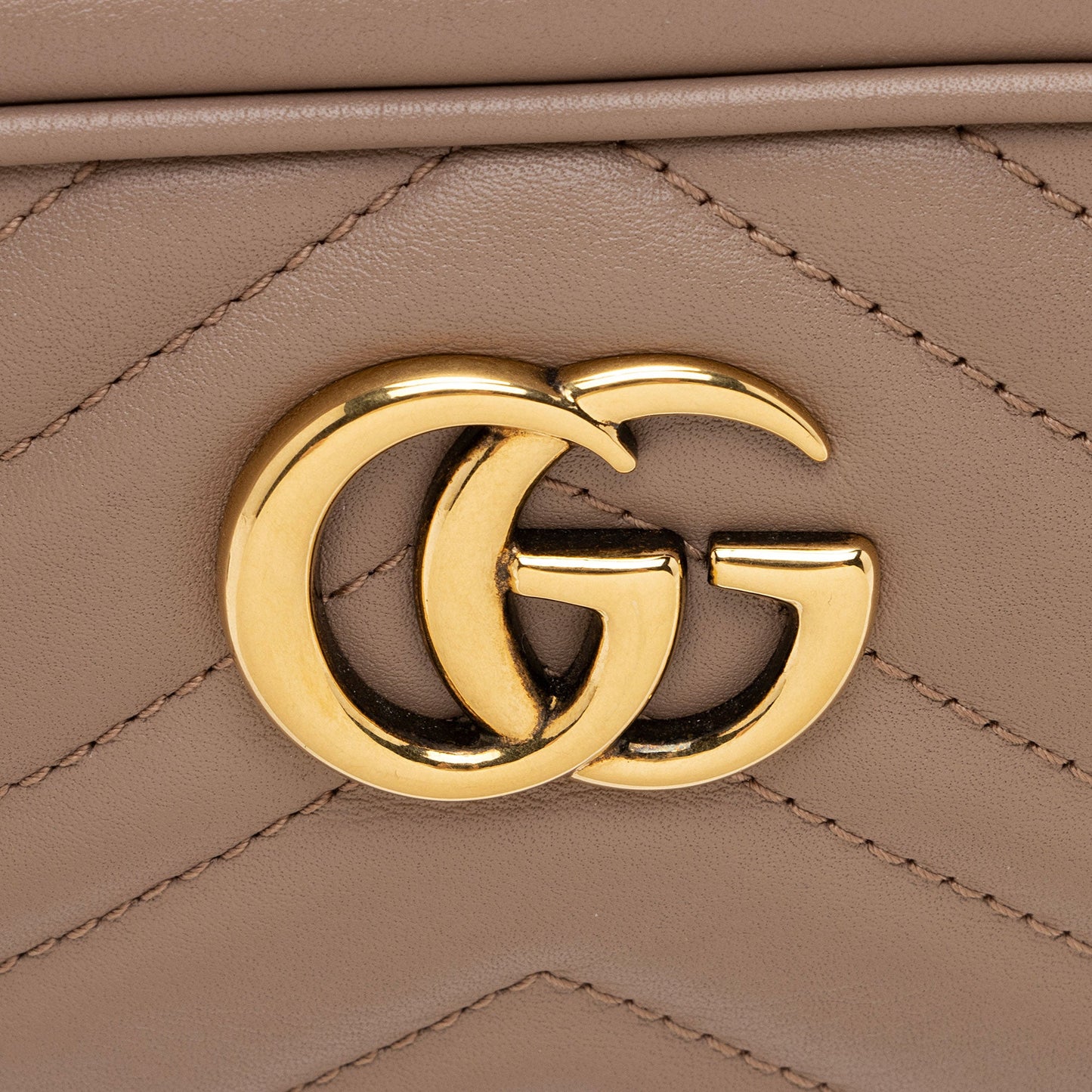 Gucci Matelasse Leather GG Marmont Mini Bag (SHF-diq8aj)