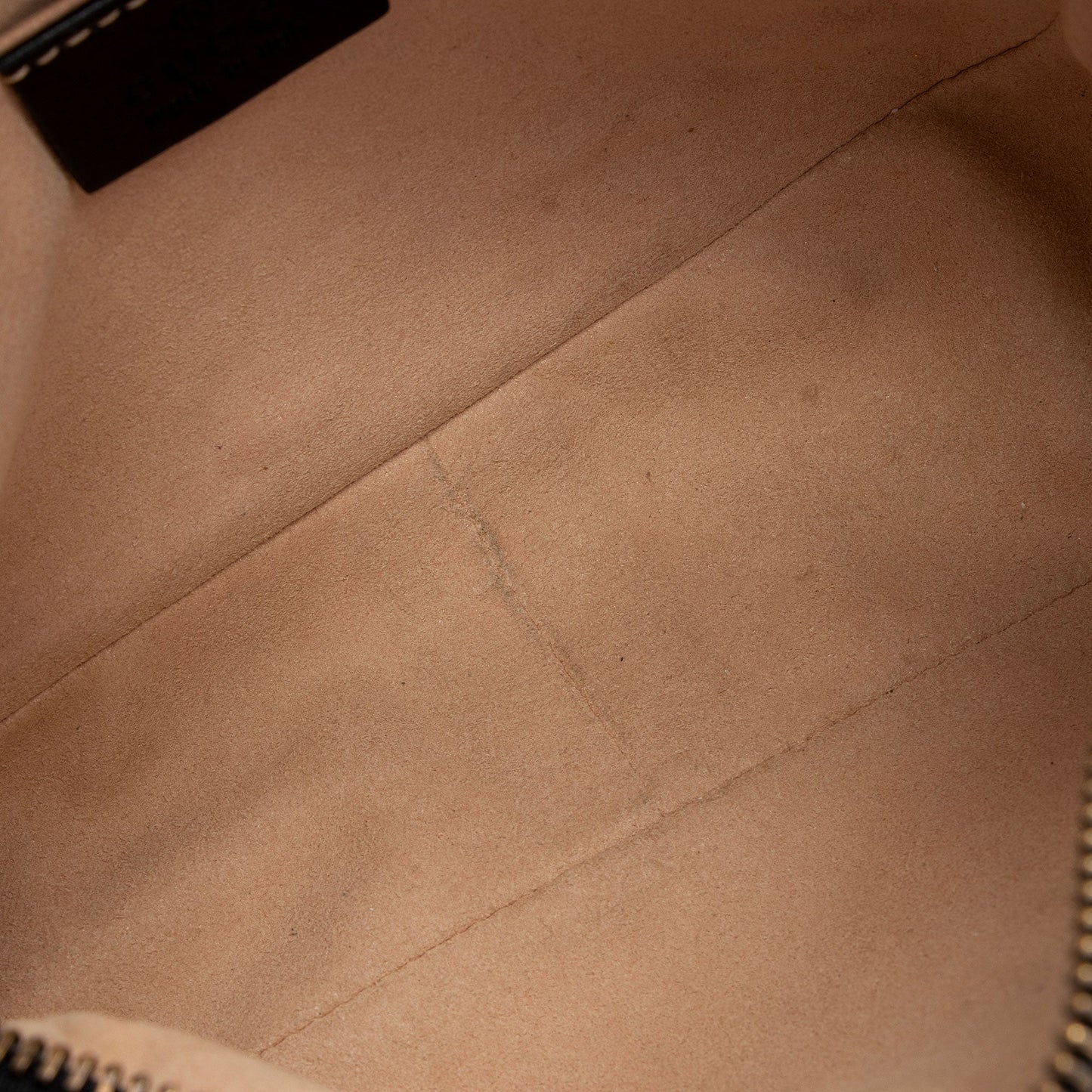 Gucci Matelasse Leather GG Marmont Mini Bag (SHF-MVP7lQ)