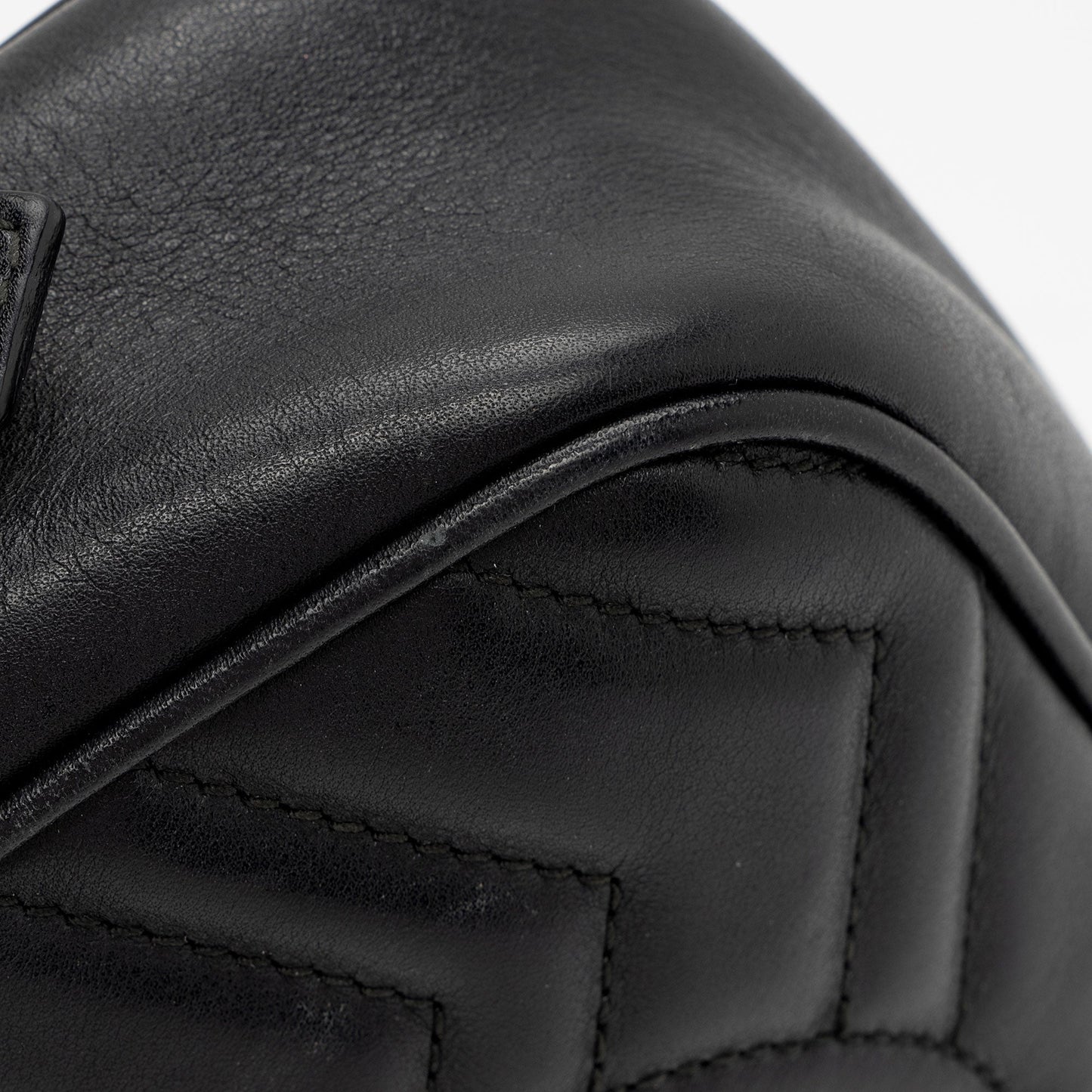 Gucci Matelasse Leather GG Marmont Mini Bag (SHF-MVP7lQ)