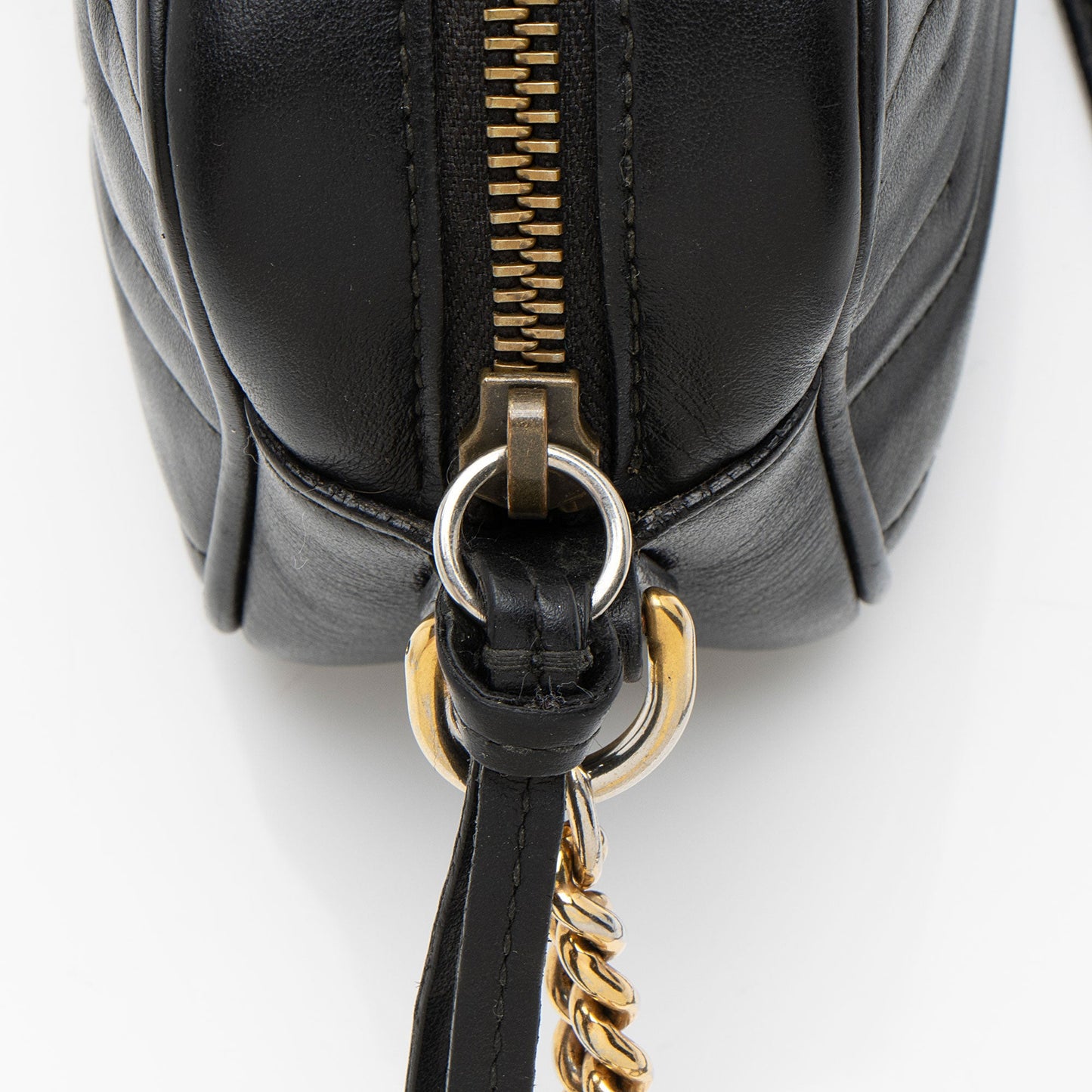 Gucci Matelasse Leather GG Marmont Mini Bag (SHF-MMurmE)