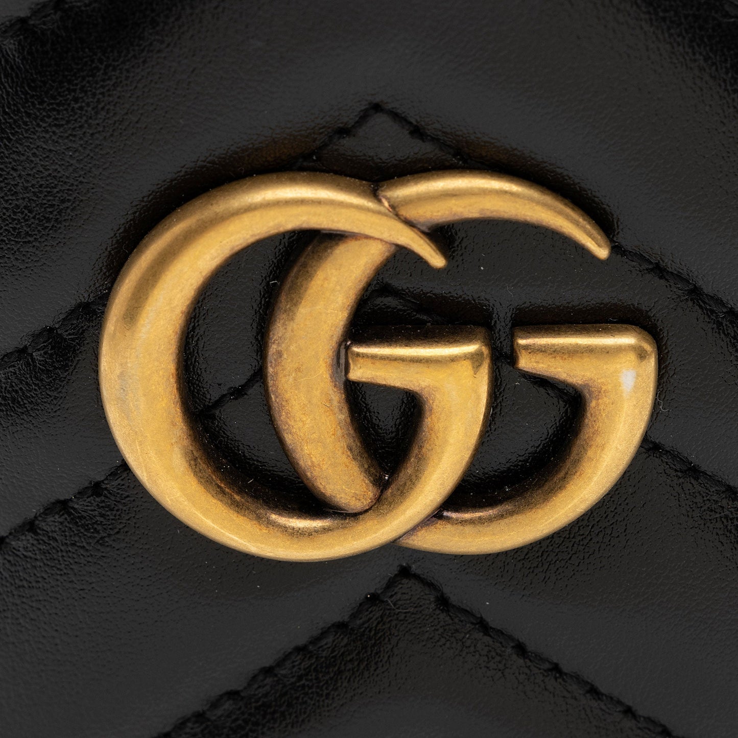 Gucci Matelasse Leather GG Marmont Mini Bucket Bag (SHF-04p5jT)
