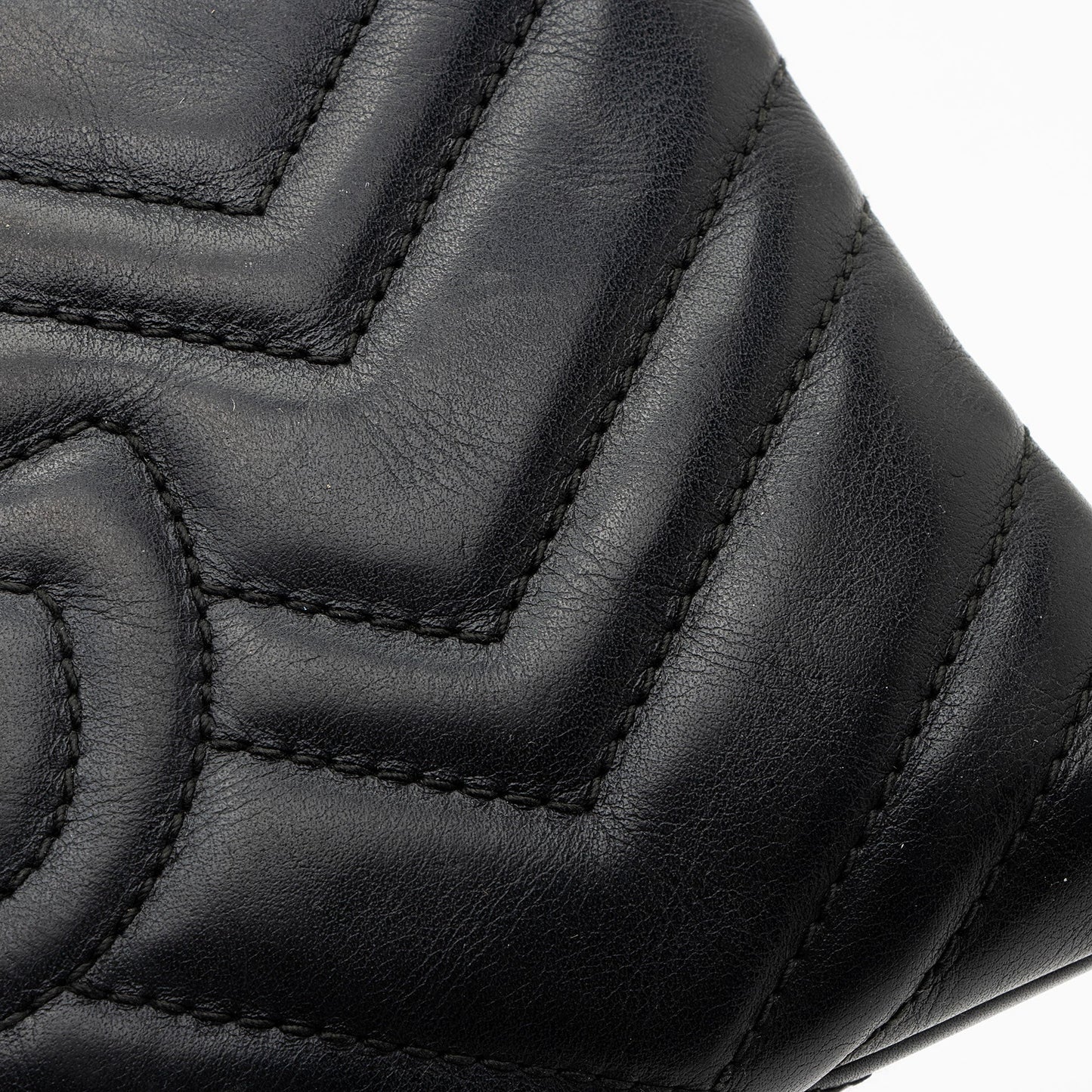Gucci Matelasse Leather GG Marmont Mini Chain Bag (SHF-0W5BH4)