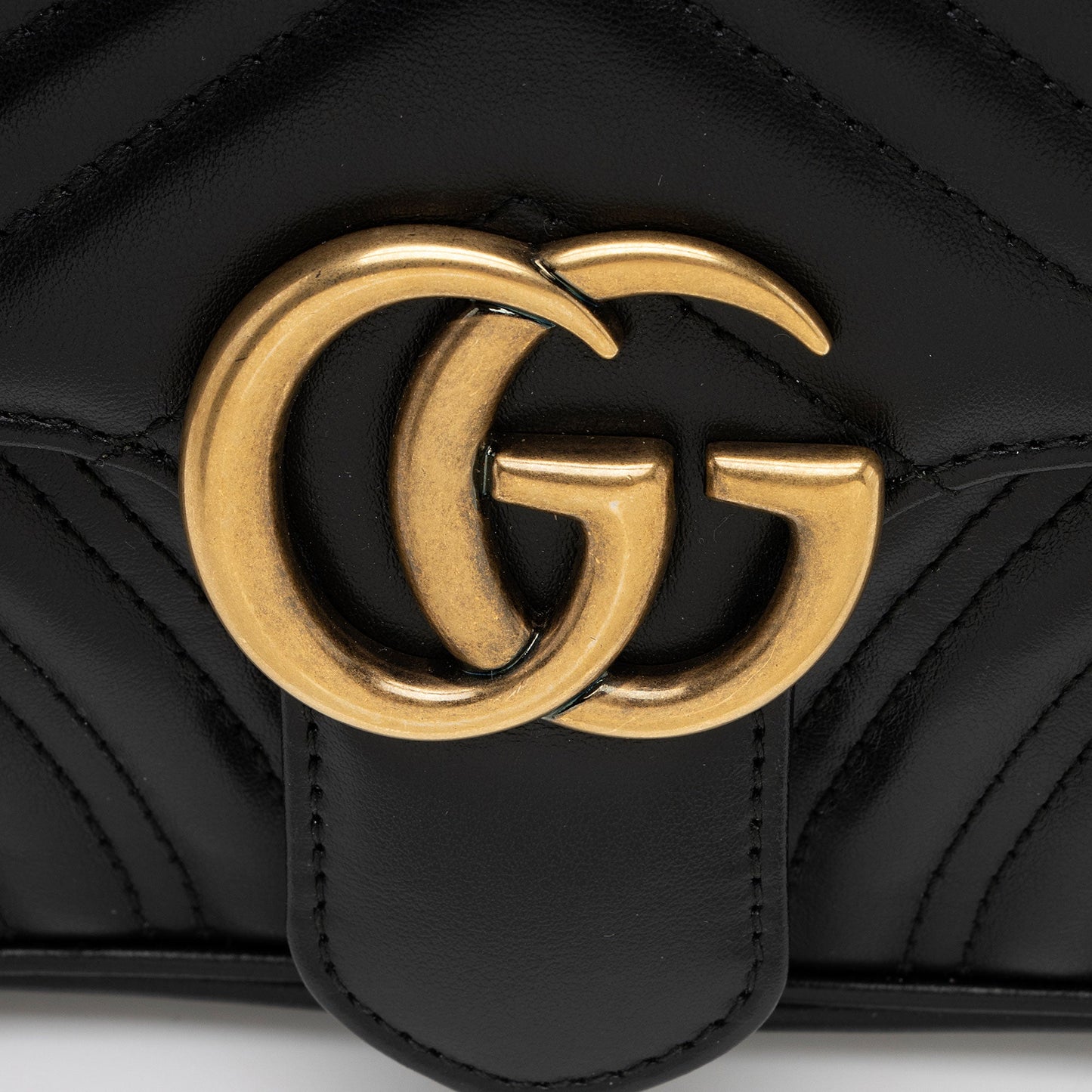 Gucci Matelasse Leather GG Marmont Mini Flap Bag (SHF-Aicihy)