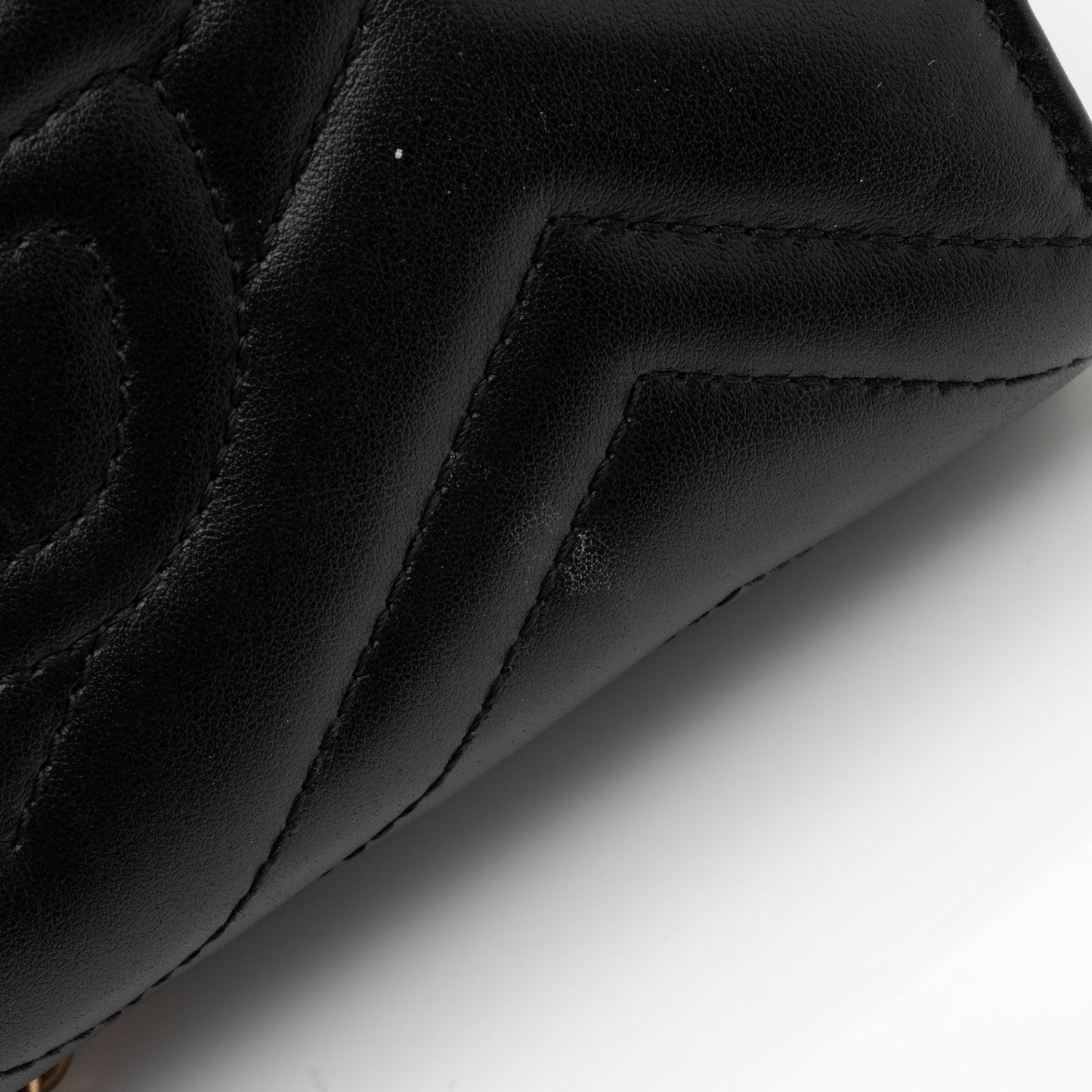 Gucci Matelasse Leather GG Marmont Mini Wallet on Chain Bag (SHF-LtbPoF)
