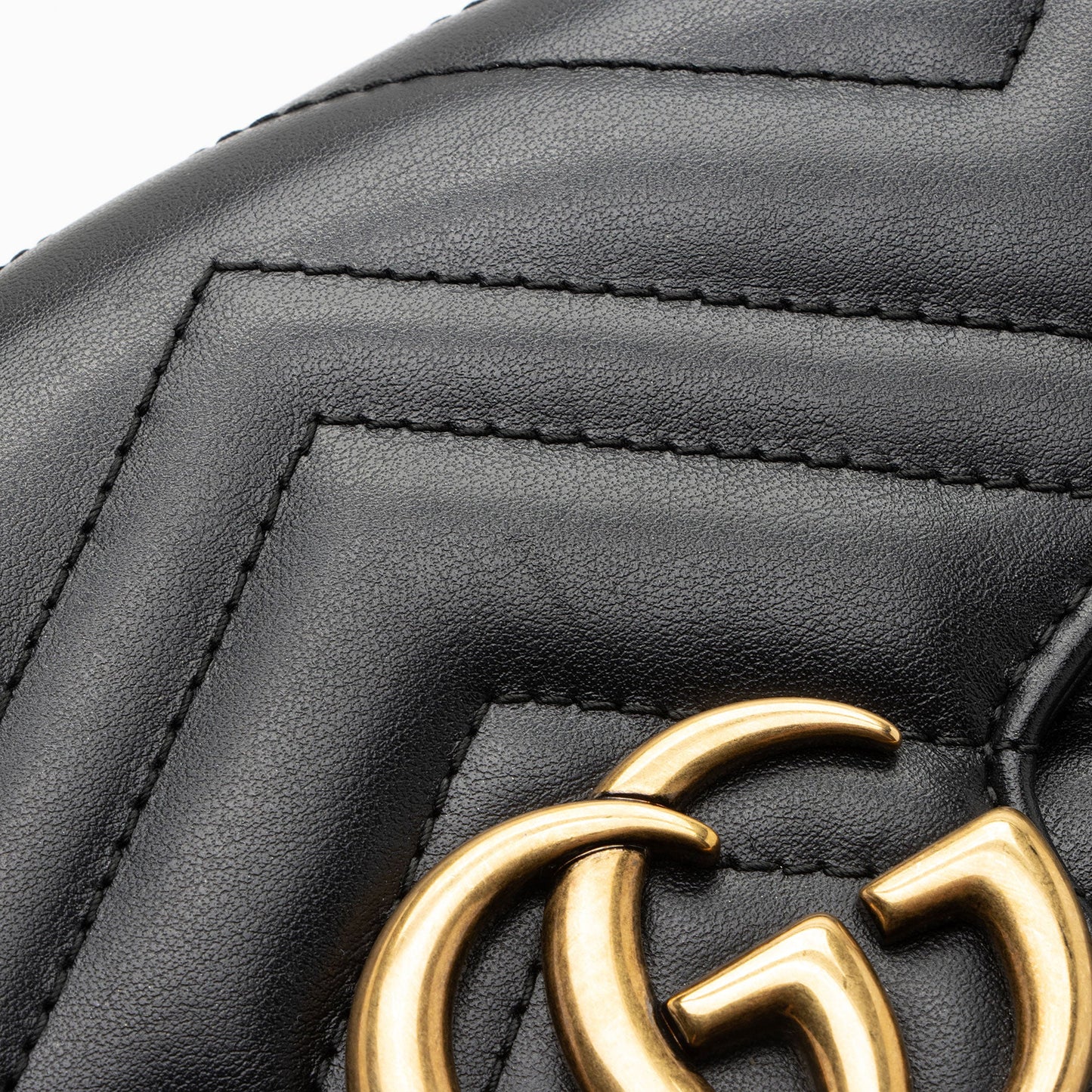 Gucci Matelasse Leather GG Marmont Mini Wallet on Chain (SHF-Us5Ysf)