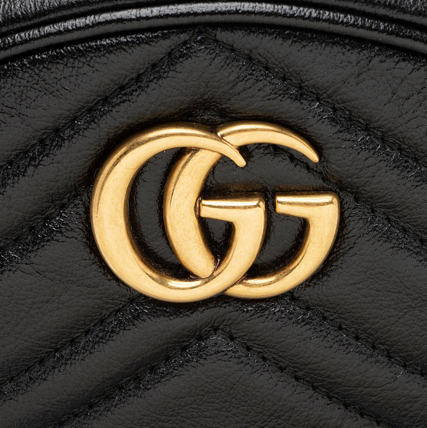 Gucci Matelasse Leather GG Marmont Round Mini Shoulder Bag (SHF-CQiicg)