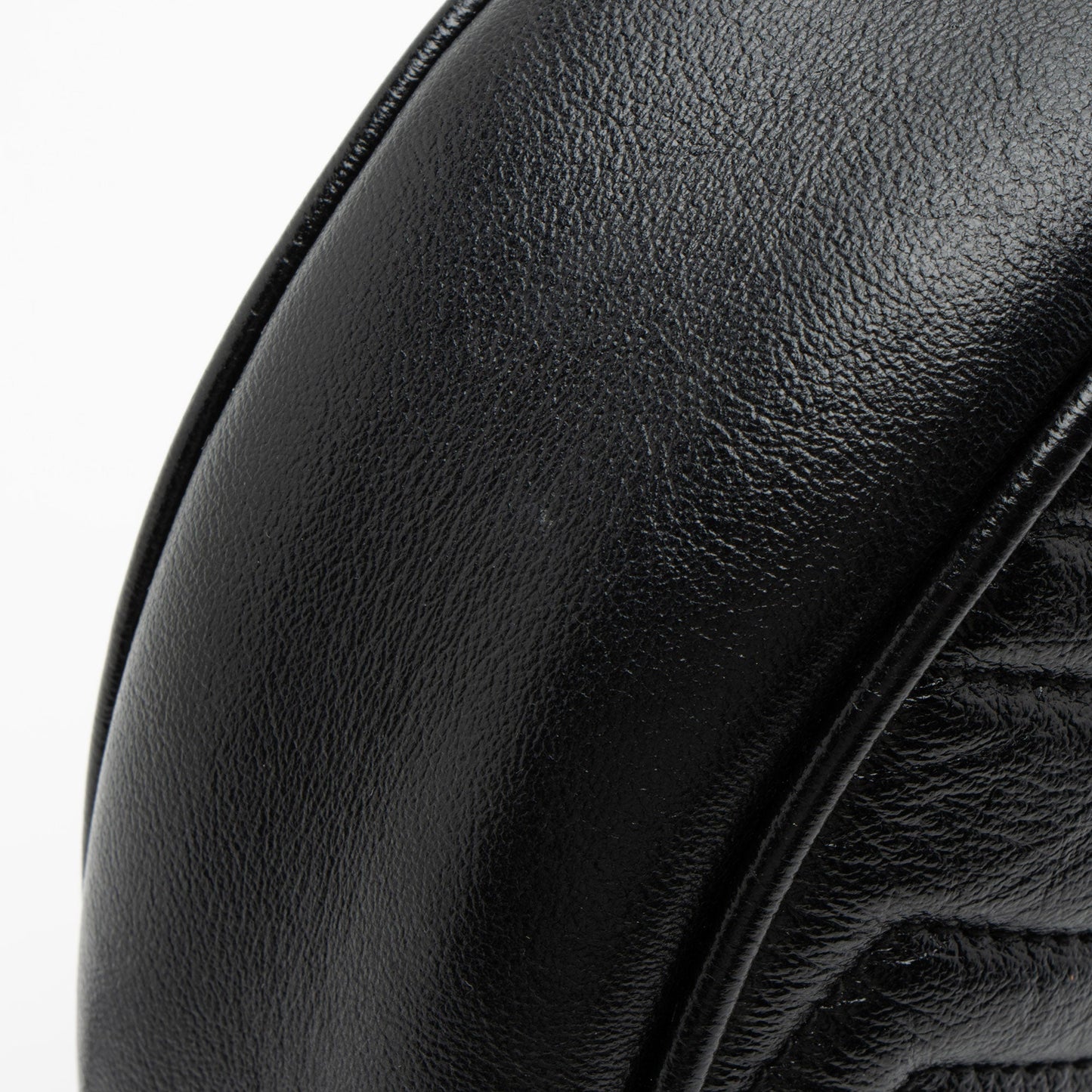 Gucci Matelasse Leather GG Marmont Round Mini Shoulder Bag (SHF-zohuy0)