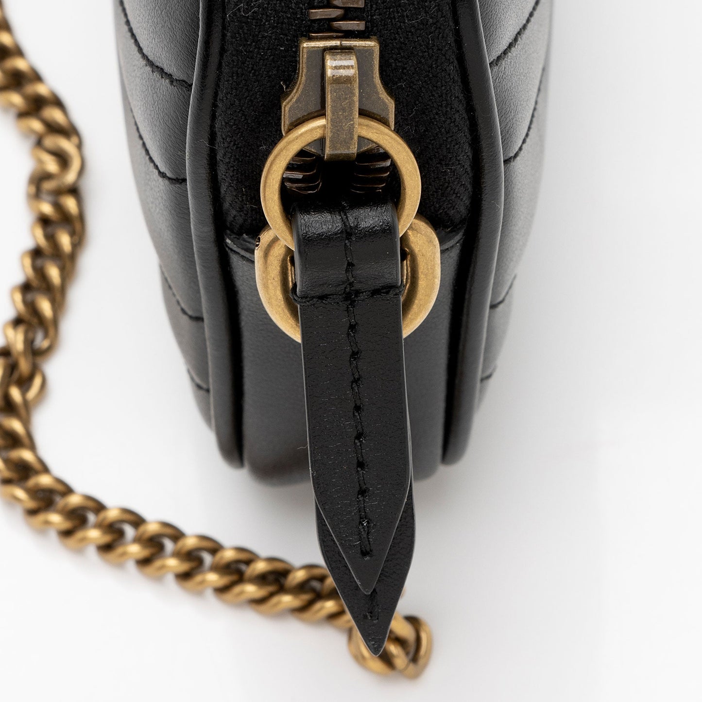 Gucci Matelasse Leather GG Marmont Small Crossbody (SHF-uIfq9U)