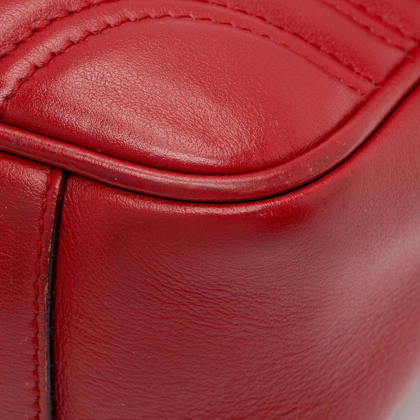 Gucci Matelasse Leather GG Marmont Small Flap Bag (SHF-X3SjWs)