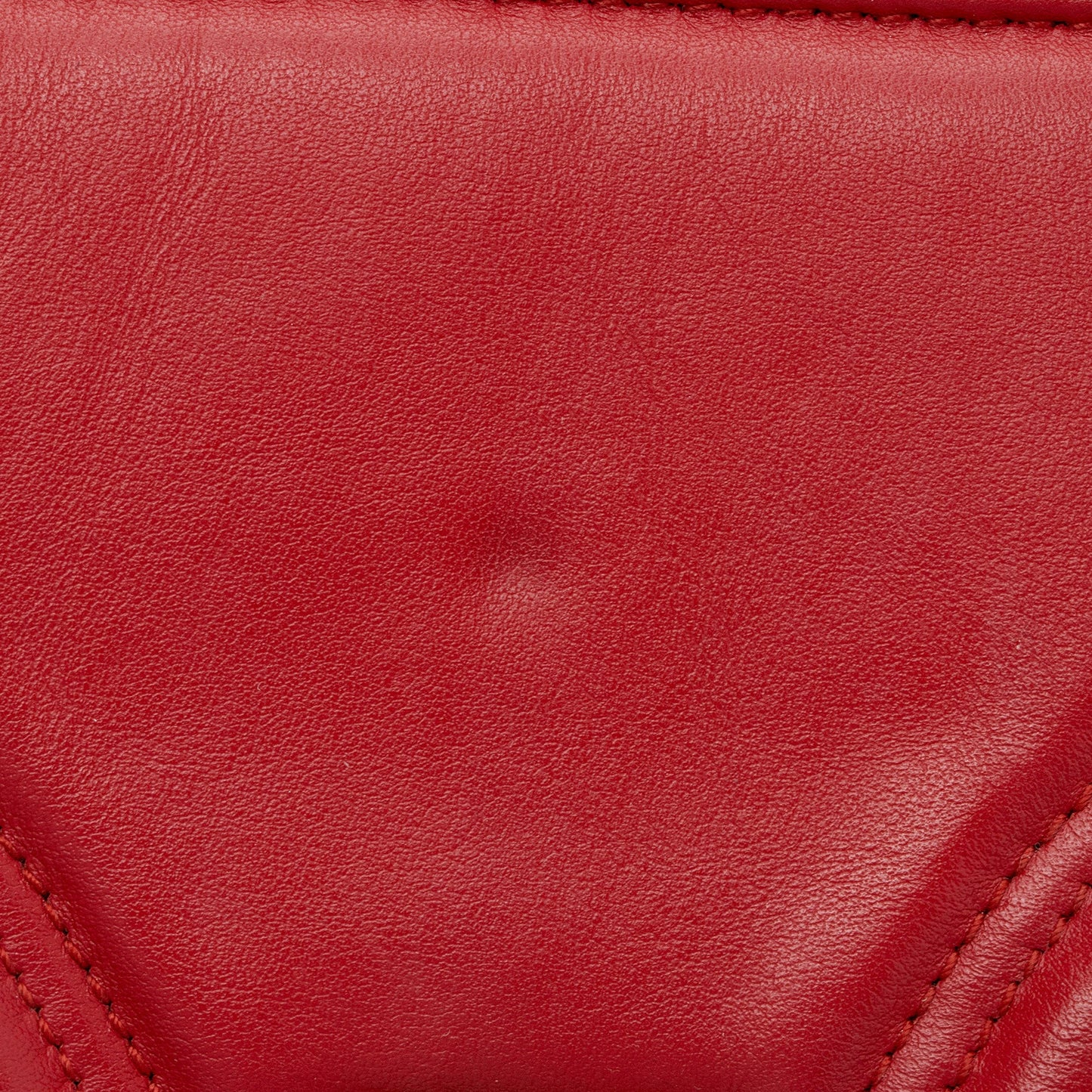 Gucci Matelasse Leather GG Marmont Small Flap Bag (SHF-X3SjWs)