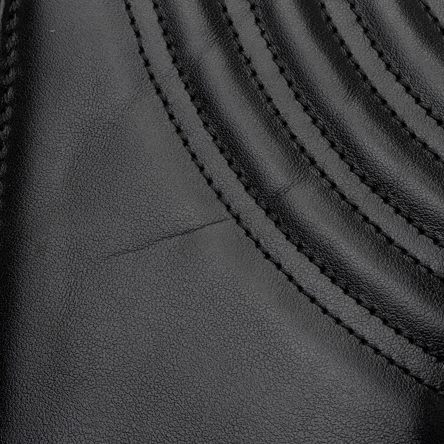 Gucci Matelasse Leather GG Marmont Small Flap Bag (SHF-lcLQ2a)