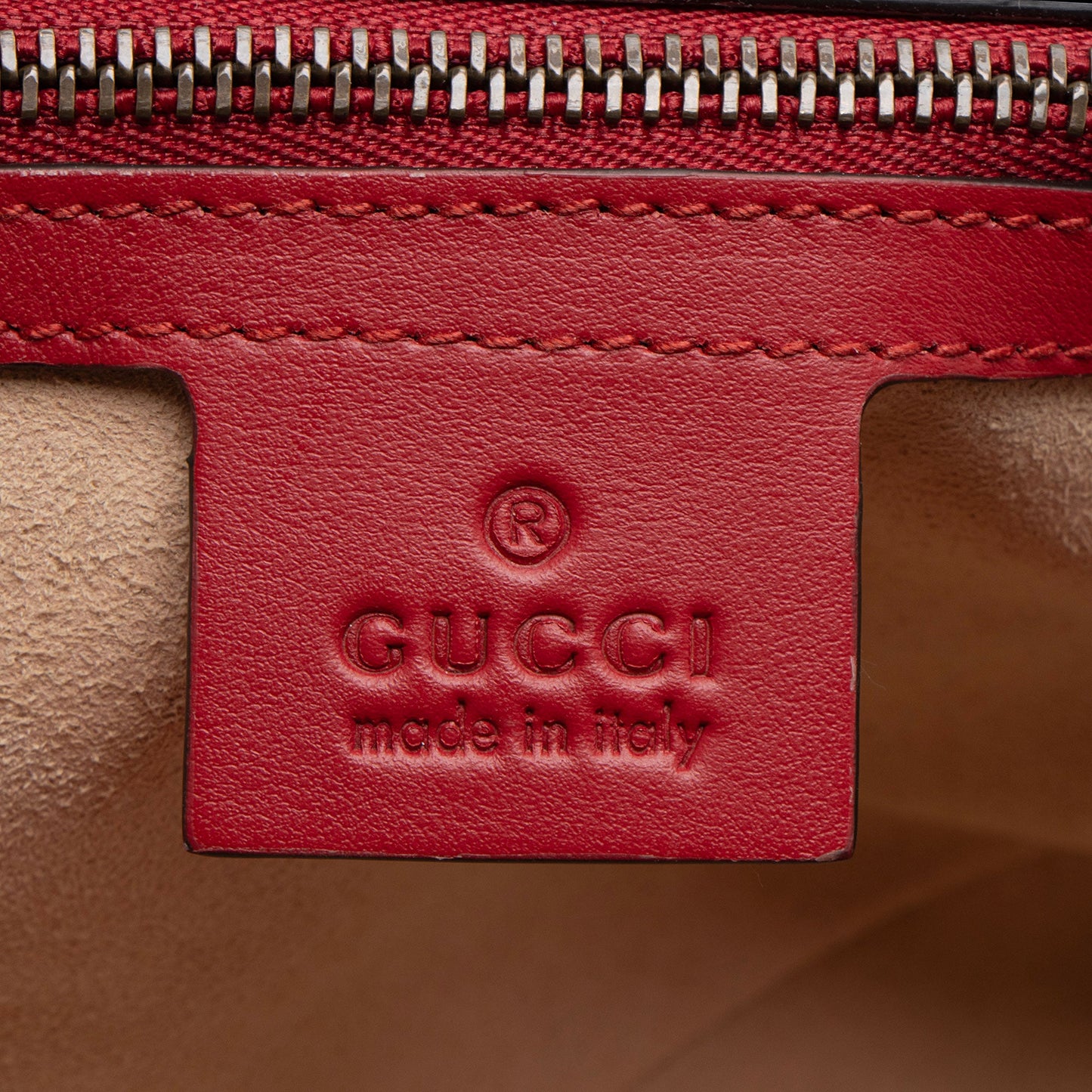 Gucci Matelasse Leather GG Marmont Small Flap Bag (SHF-RkMP3j)