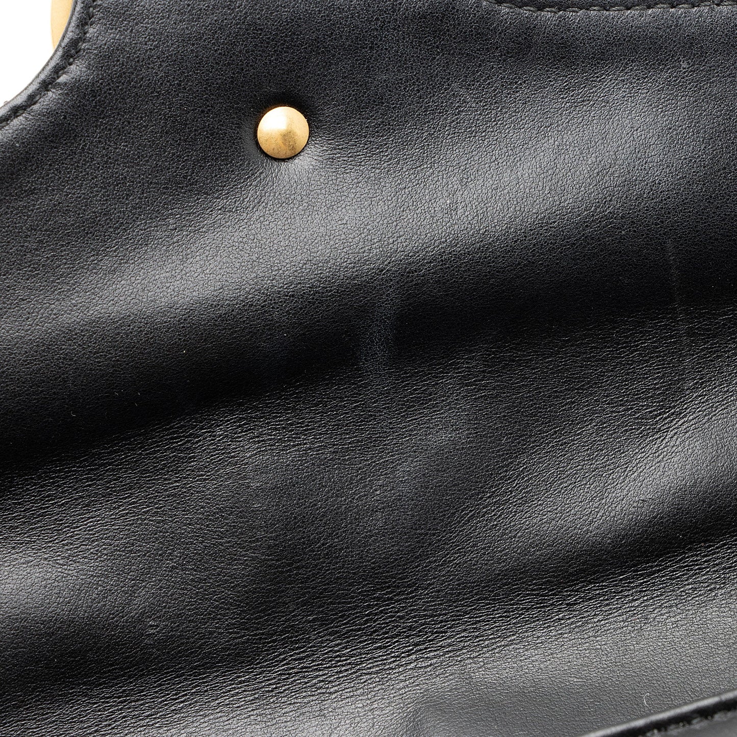 Gucci Matelasse Leather GG Marmont Small Flap Shoulder Bag (SHF-IkiGIu)