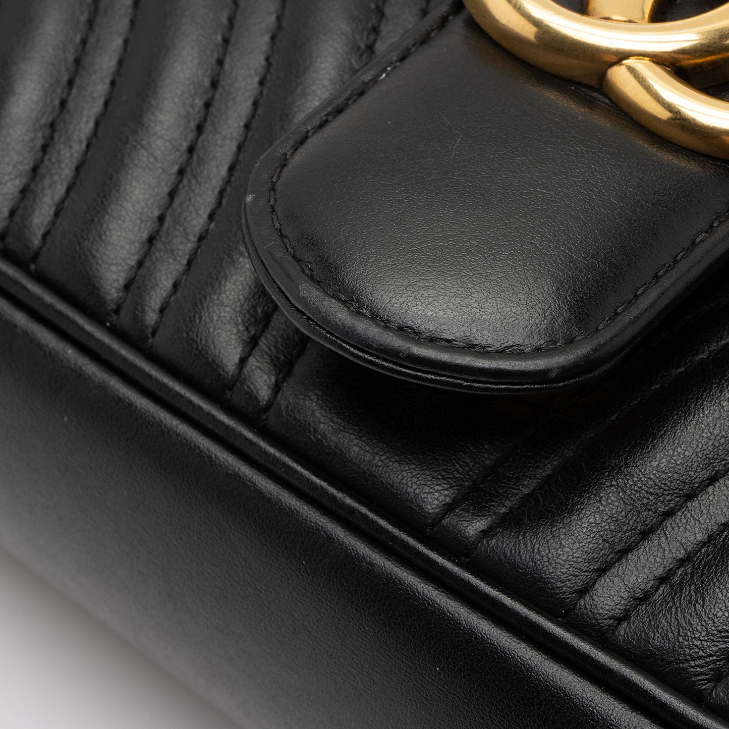 Gucci Matelasse Leather GG Marmont Small Flap Bag (SHF-IH7kiO)