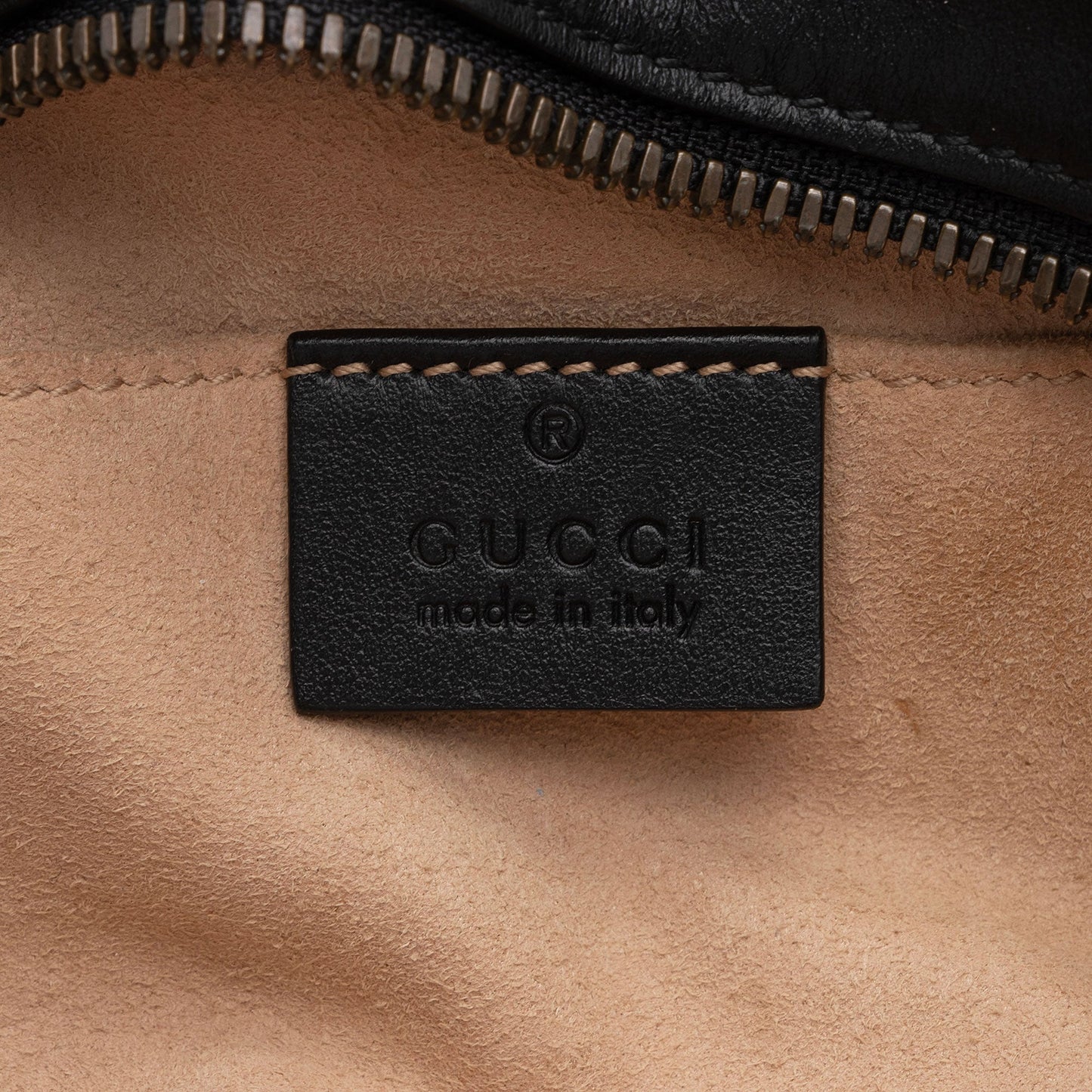 Gucci Matelasse Leather GG Marmont Small Shoulder Bag (SHF-no6urc)
