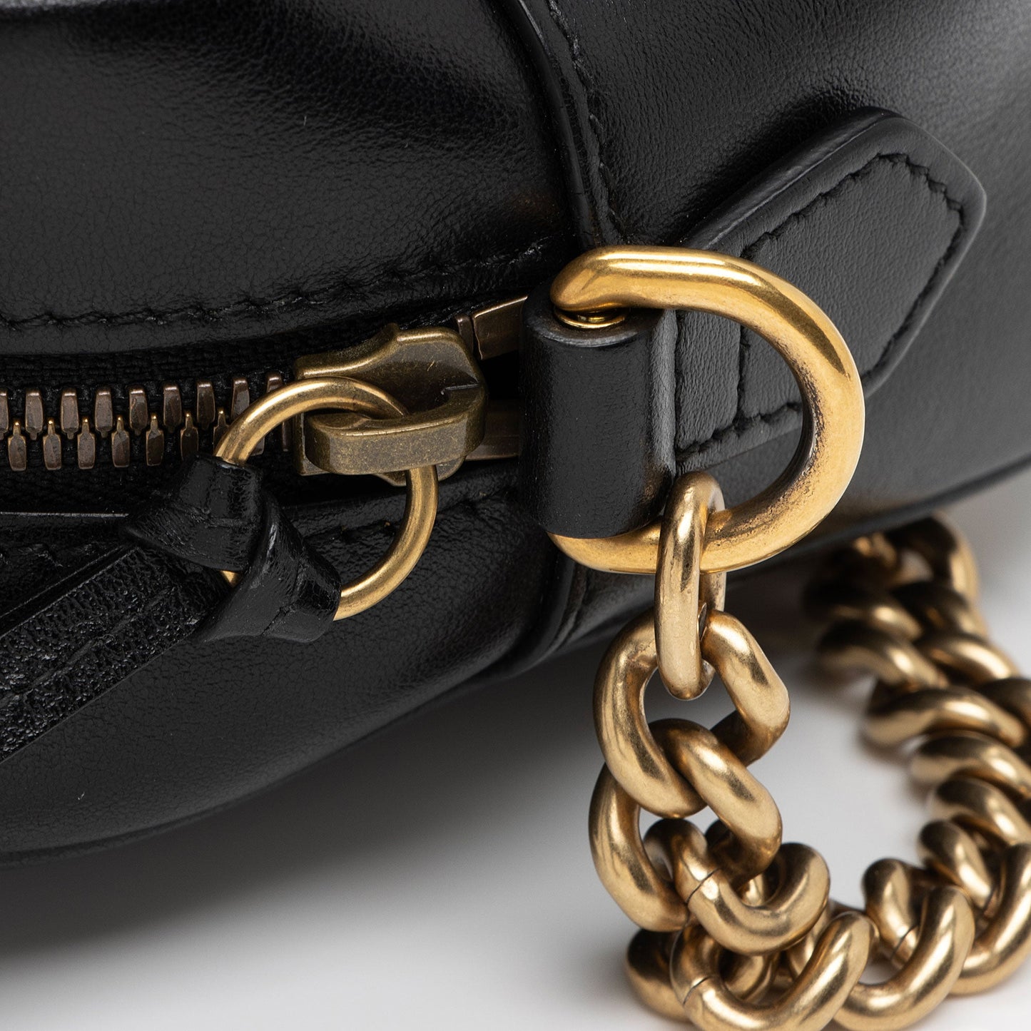 Gucci Matelasse Leather GG Marmont Small Shoulder Bag (SHF-cvEak8)