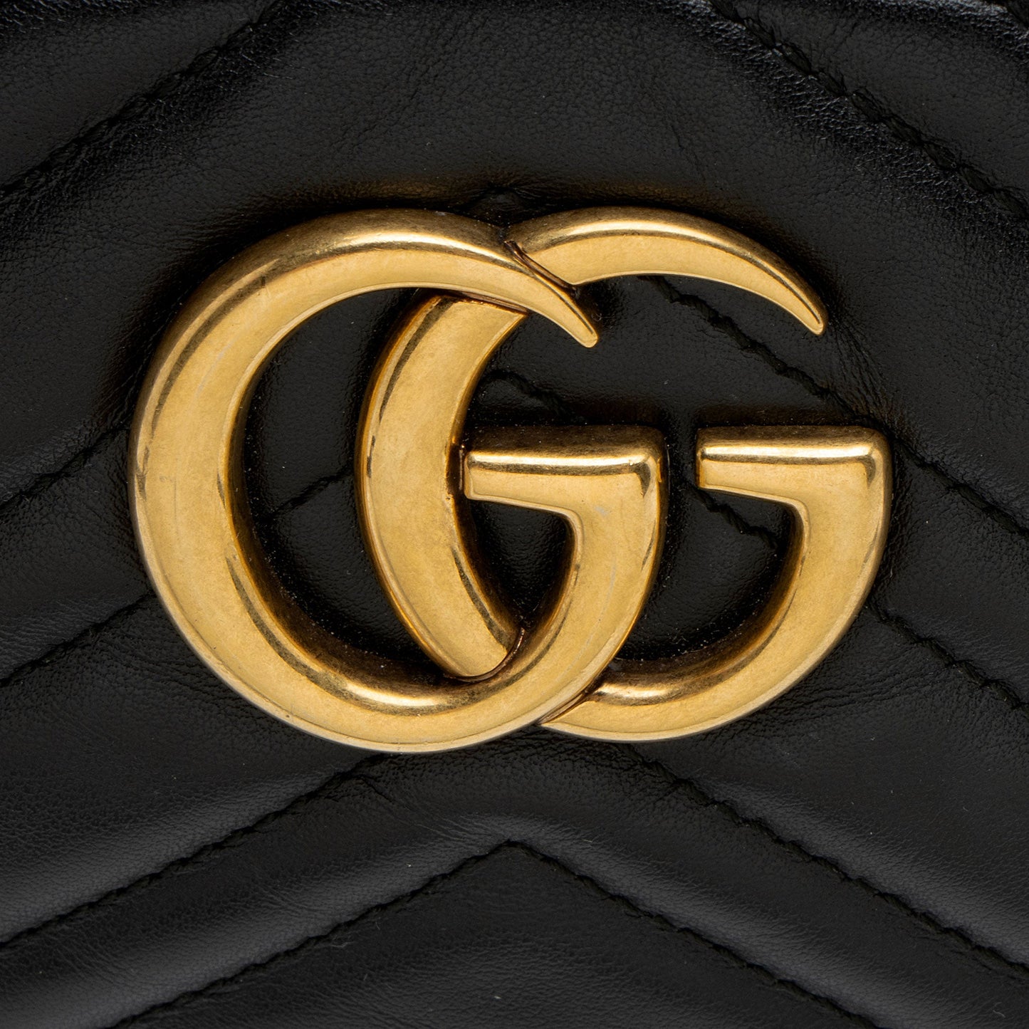 Gucci Matelasse Leather GG Marmont Small Shoulder Bag (SHF-YWd3X0)