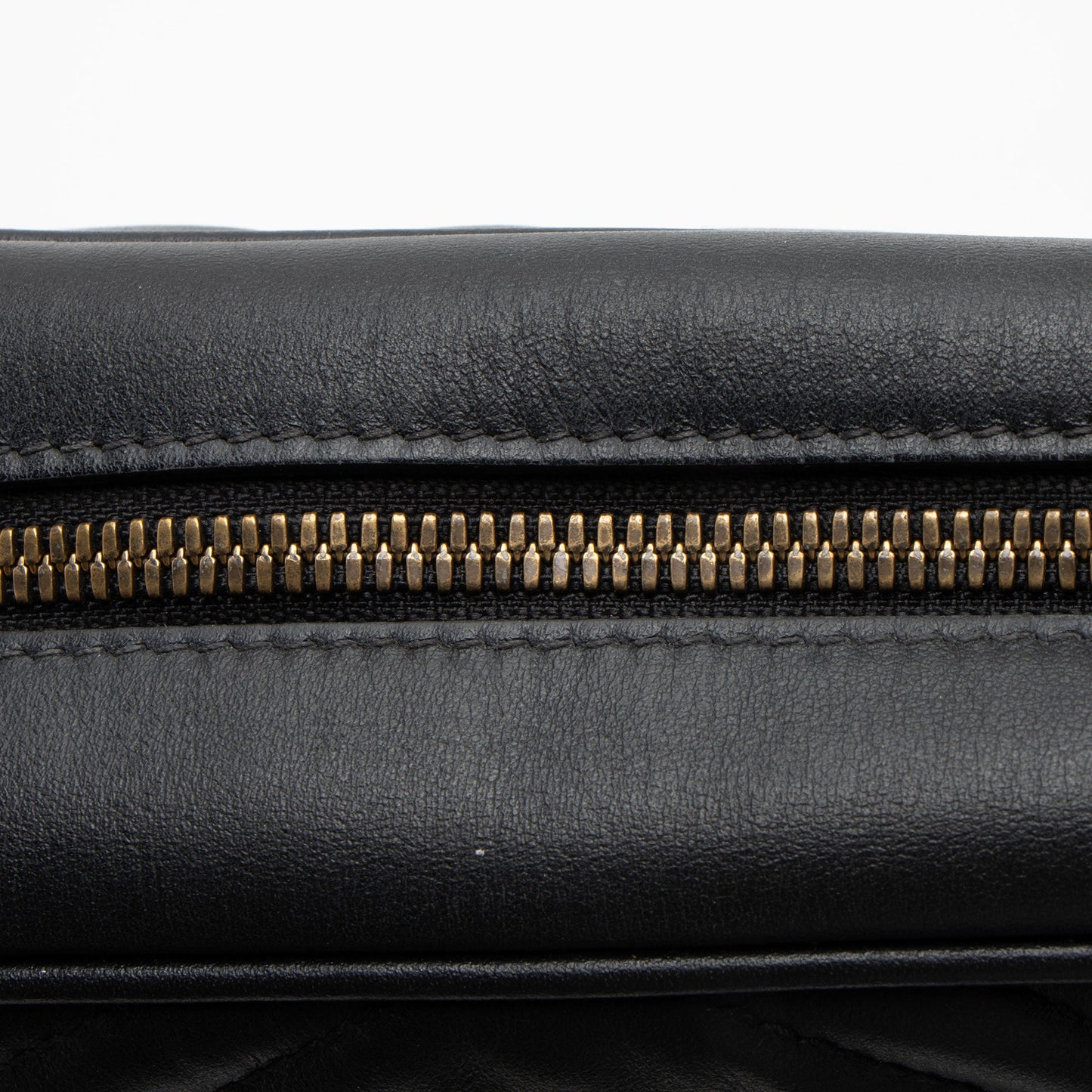Gucci Matelasse Leather GG Marmont Small Shoulder Bag (SHF-nKiLSY)