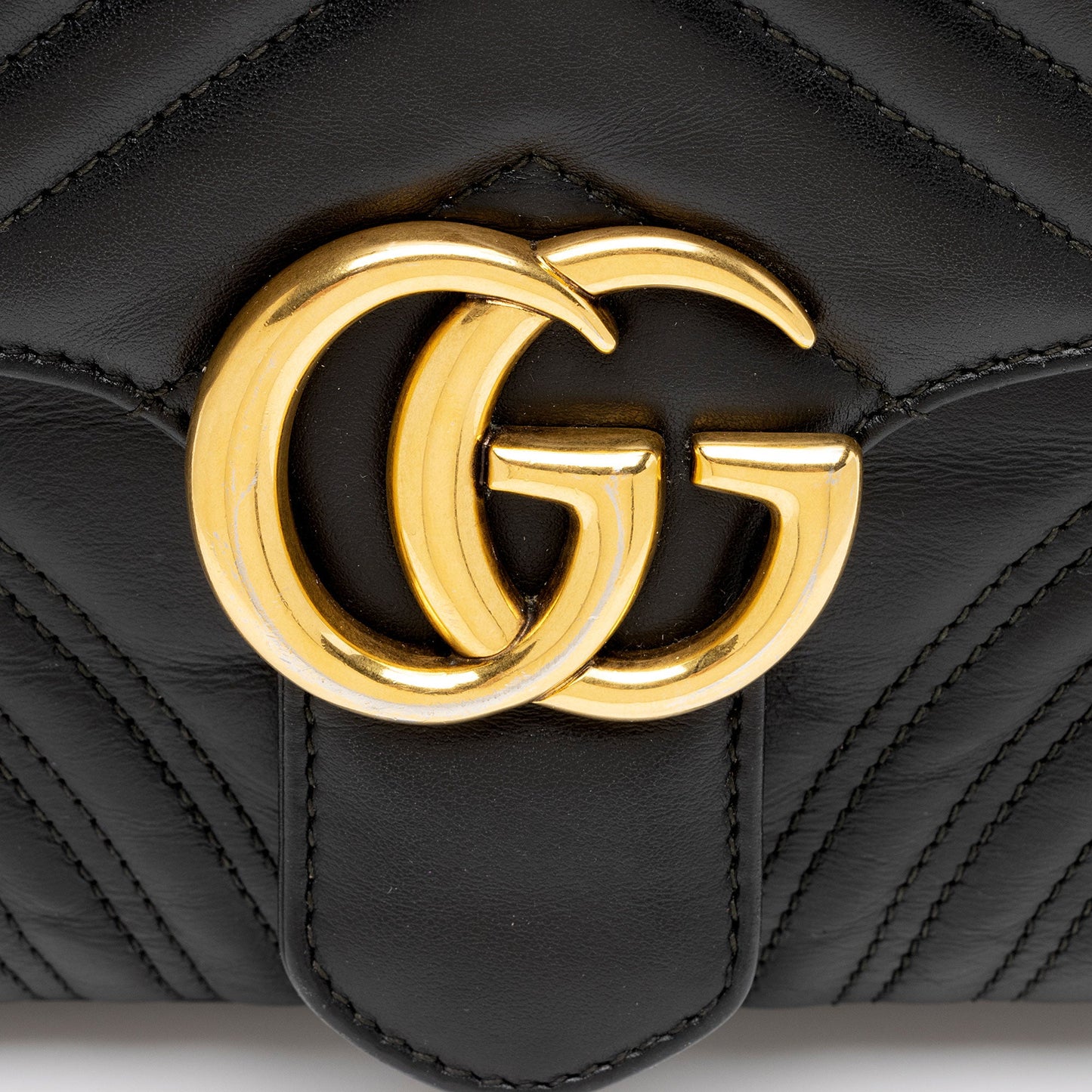 Gucci Matelasse Leather GG Marmont Small Top Handle Bag (SHF-GI9xgN)