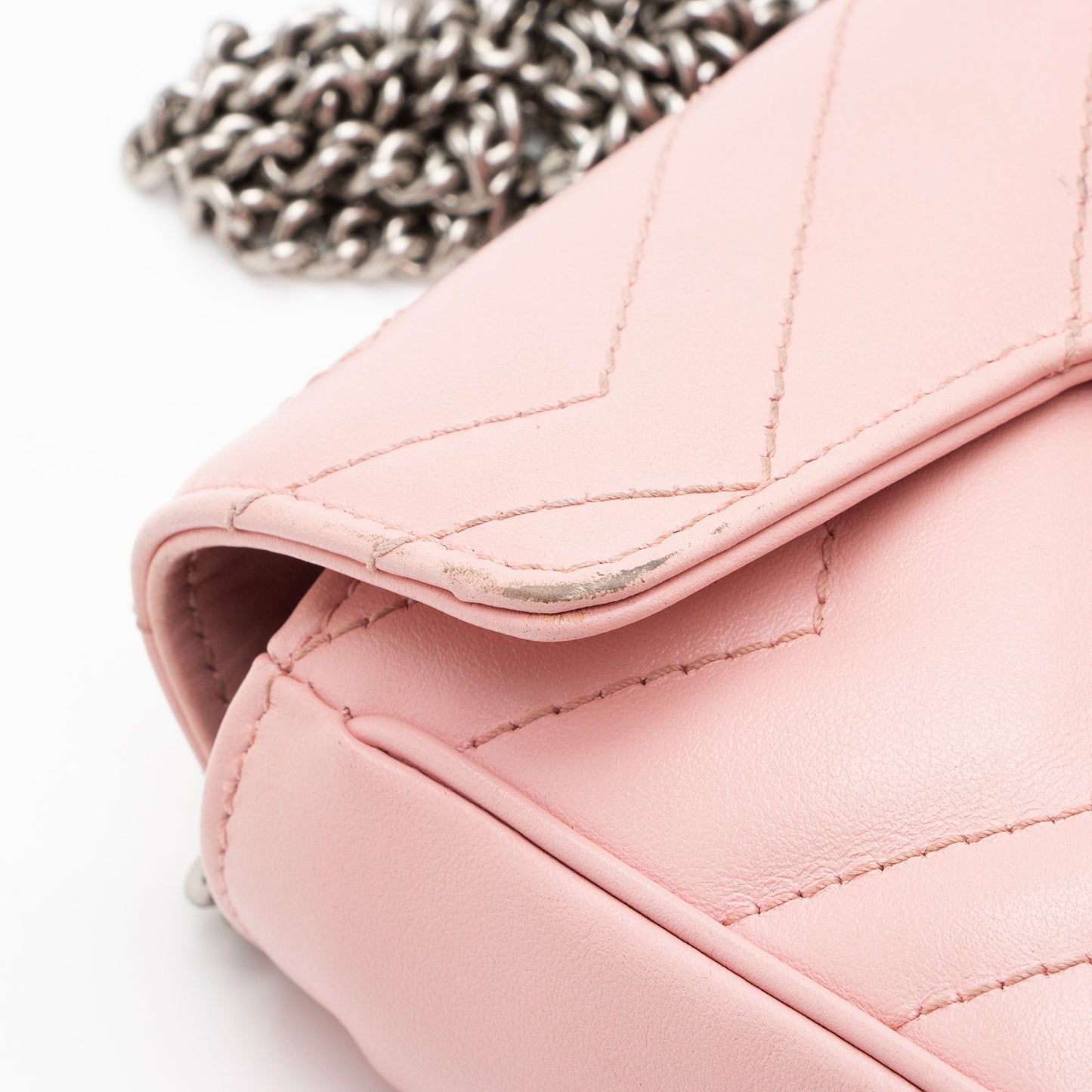 Gucci Matelasse Leather GG Marmont Super Mini Flap Bag (SHF-YnNOt3)