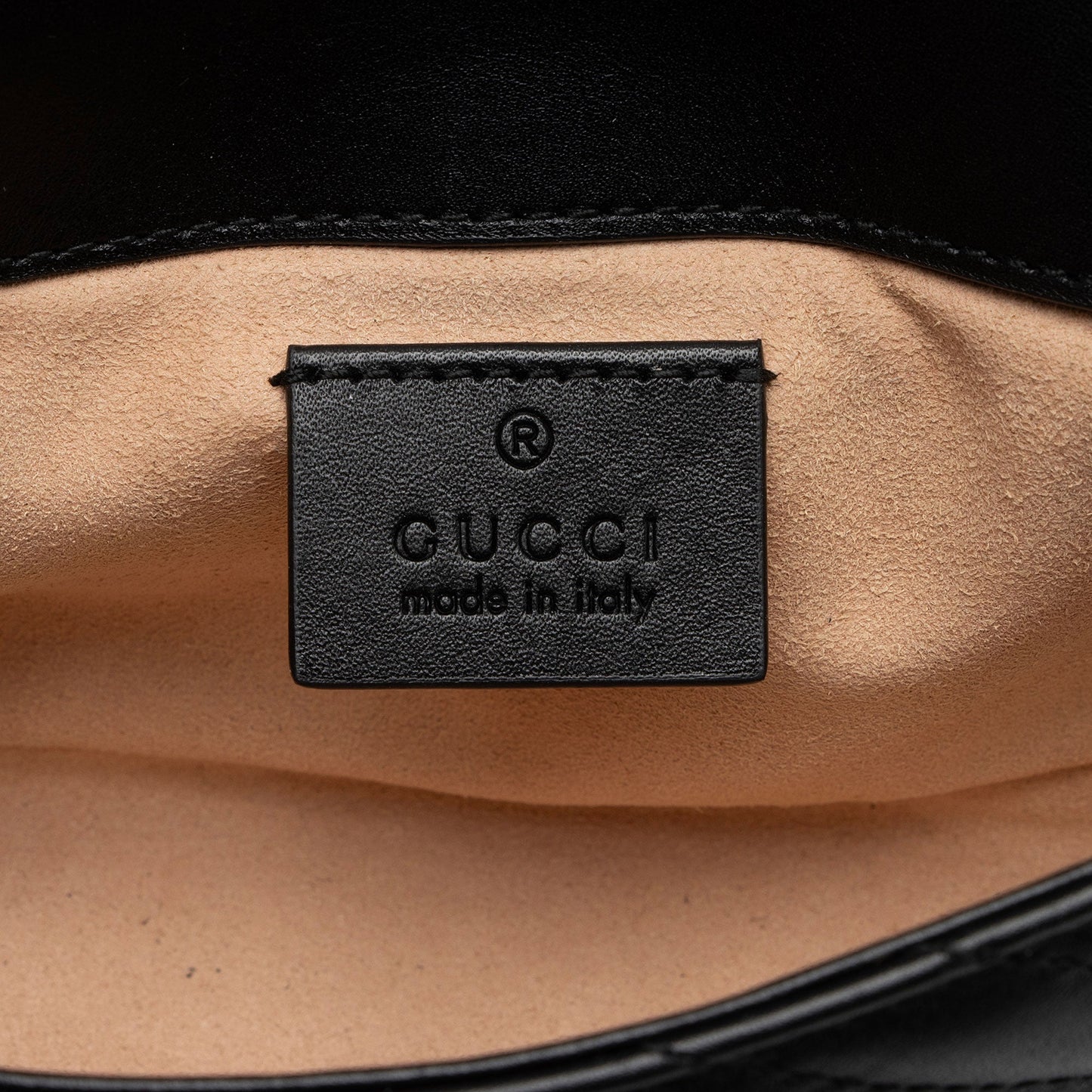 Gucci Matelasse Leather GG Marmont Super Mini Flap Bag (SHF-fWvNlT)