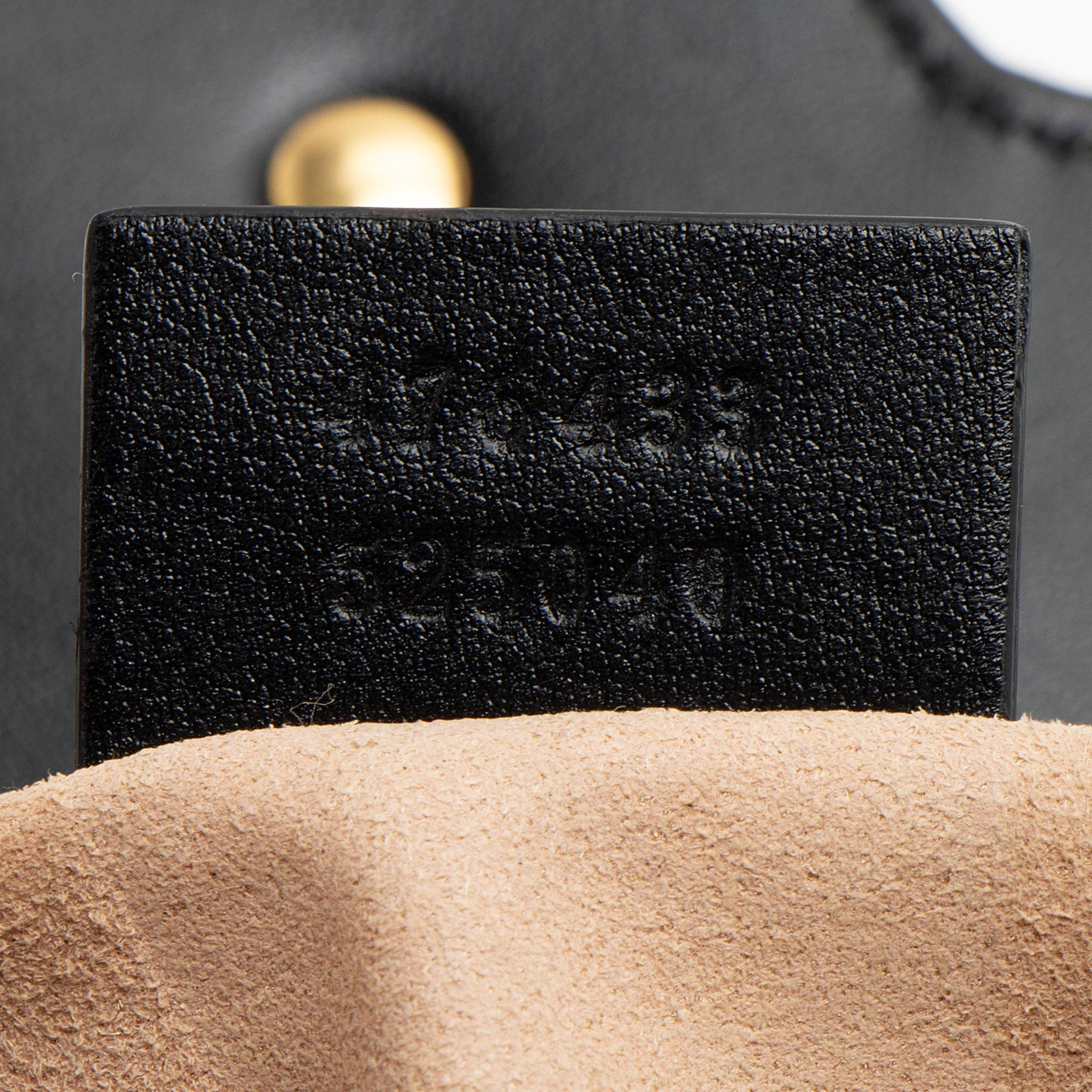 Gucci Matelasse Leather GG Marmont Super Mini Flap Bag (SHF-NshQsn)