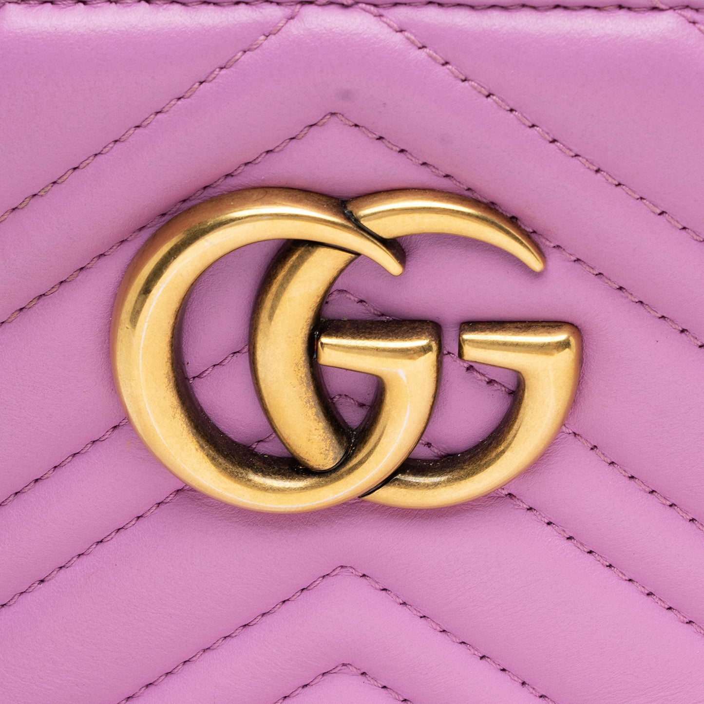 Gucci Matelasse Leather GG Marmont Top Handle Medium Satchel (SHF-sAnFMF)