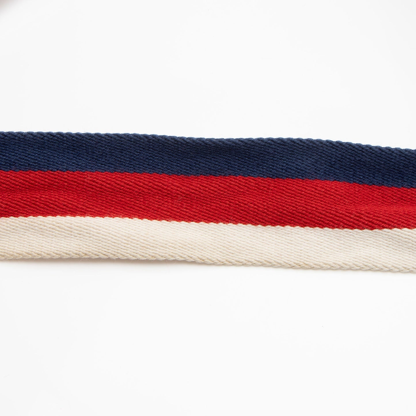 Gucci Matelasse Leather GG Marmont Zip Around Top Handle (SHF-aqAv76)