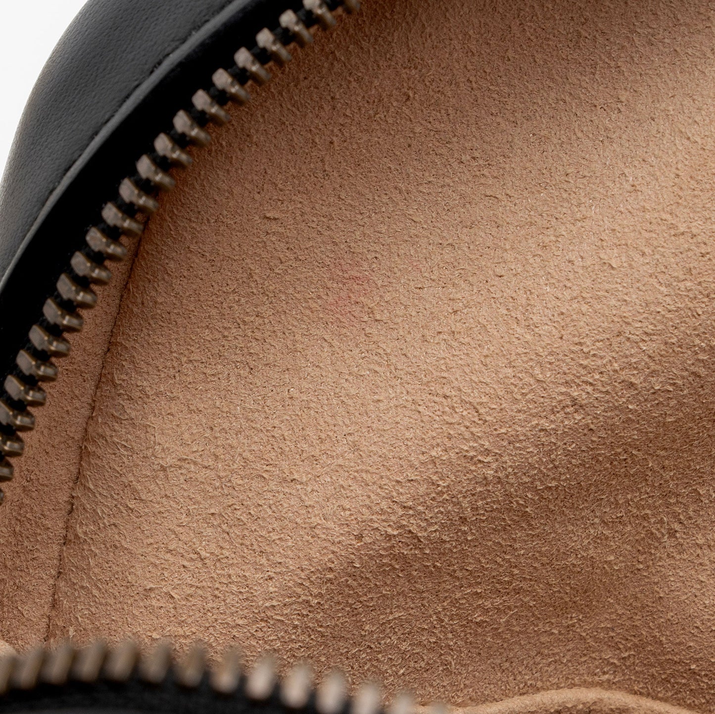 Gucci Matelasse Leather GG Marmont Zip Around Top Handle (SHF-czZJyD)