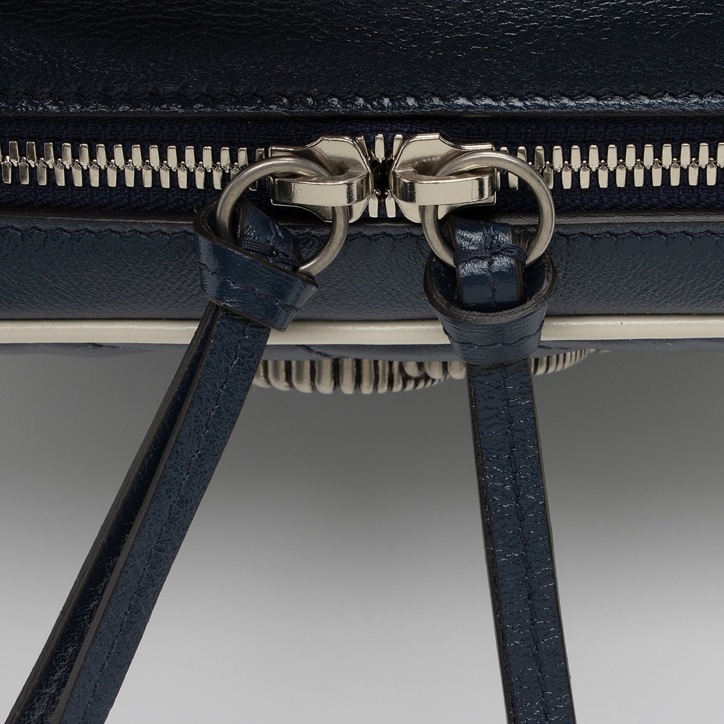 Gucci Matelasse Leather Torchon GG Marmont Bamboo Top Handle Bag (SHF-cATh2Q)