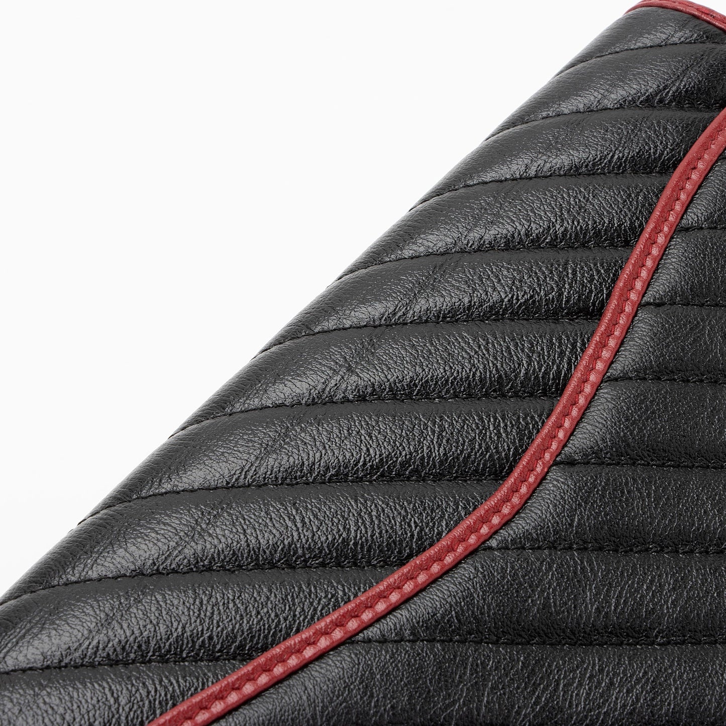 Gucci Matelasse Leather Torchon GG Marmont Clutch (SHF-AQeHxl)