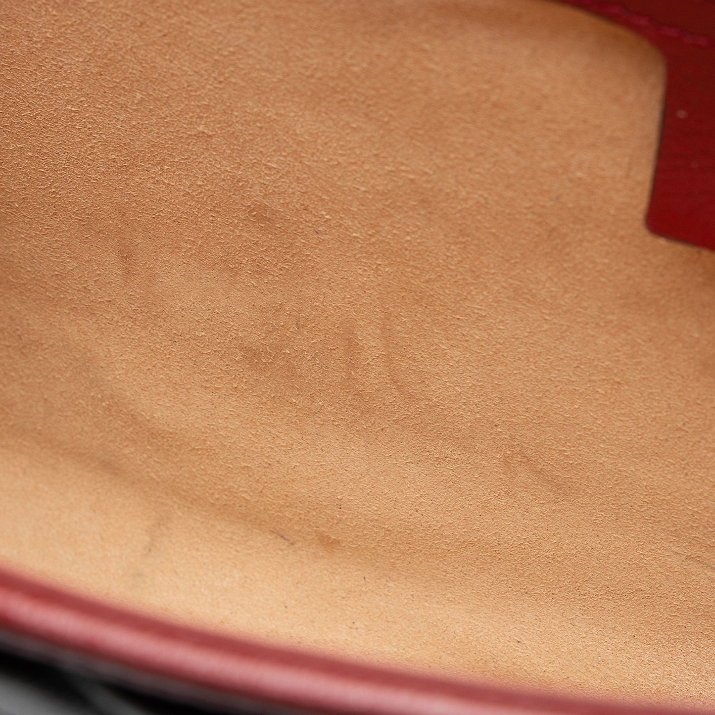 Gucci Matelasse Leather Torchon GG Marmont Clutch (SHF-GnVwkR)