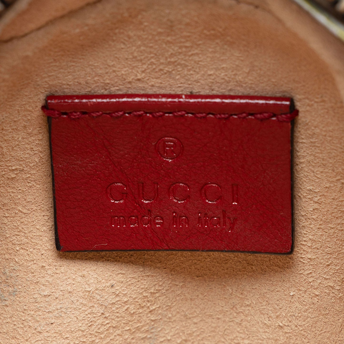 Gucci Matelasse Leather Torchon GG Marmont Round Mini Shoulder Bag (SHF-2rFjwc)